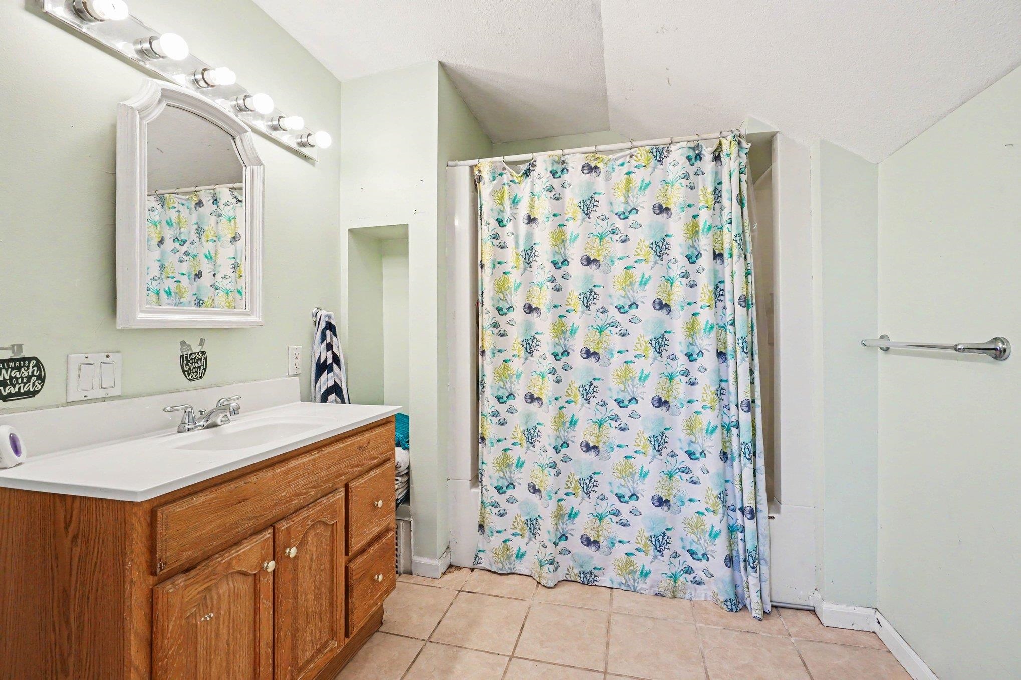 1715 Columbus Avenue Property Photo 10