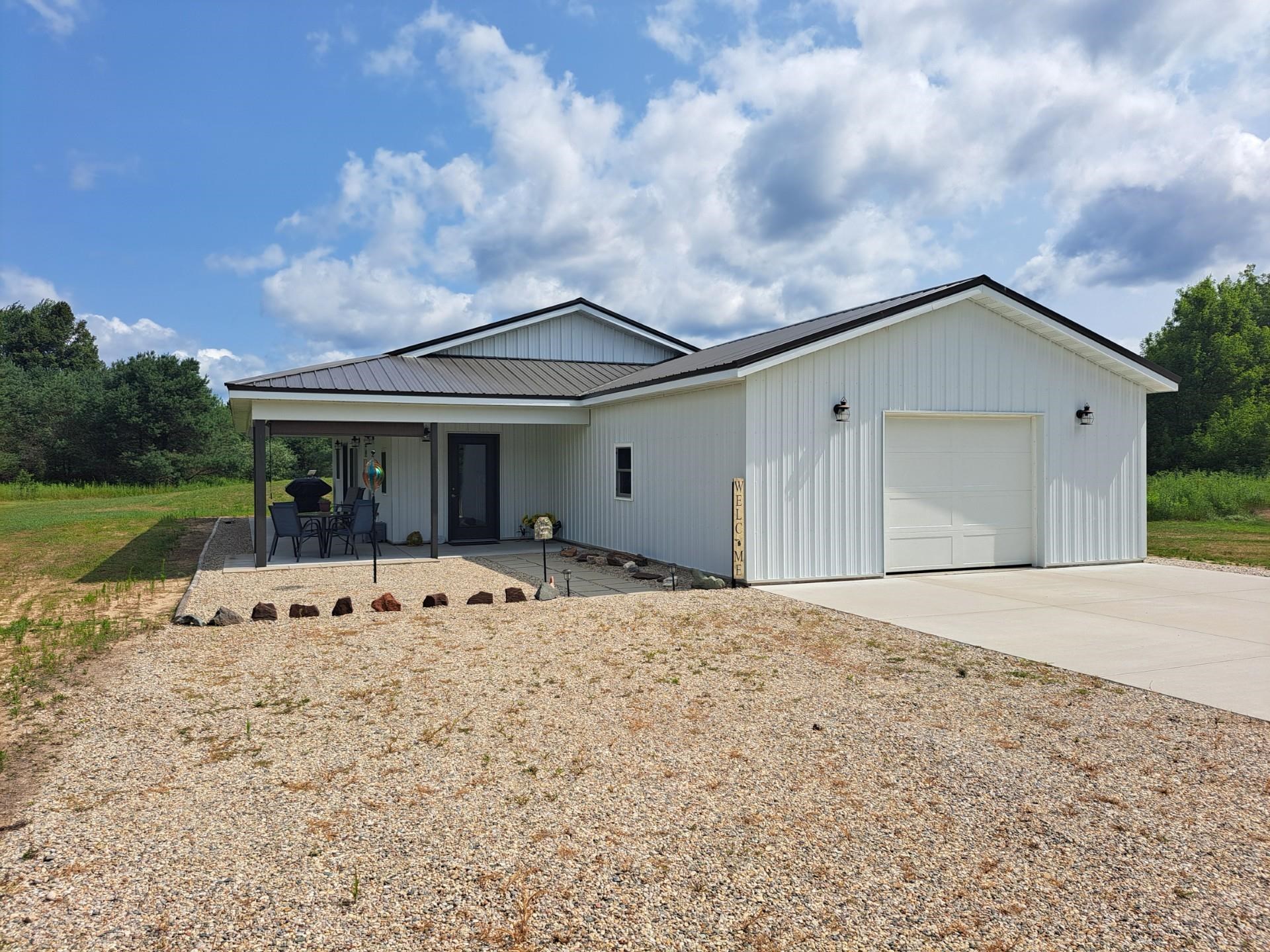 4764 N Lang Road Property Photo 1