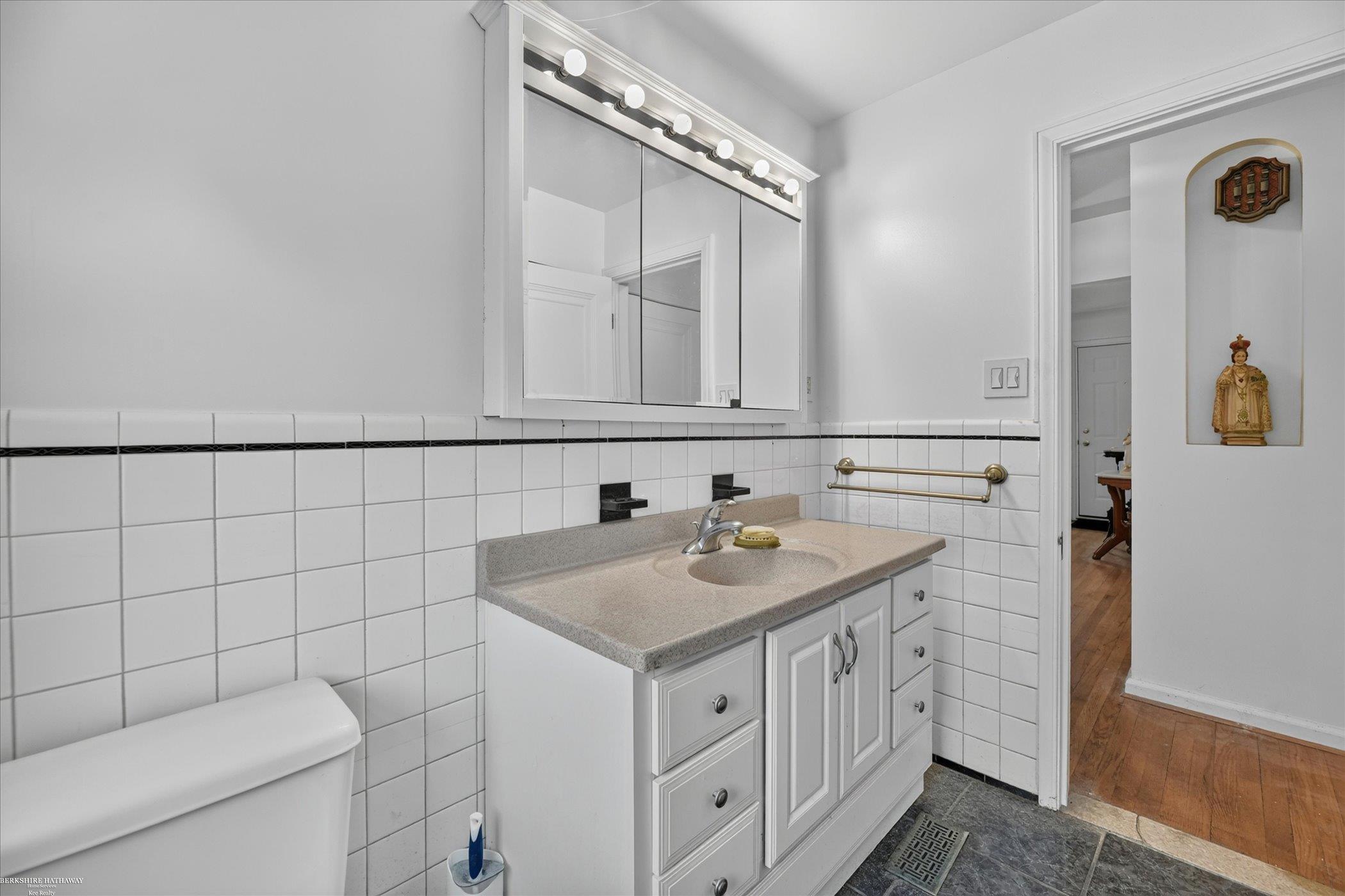 1114 Burlington Drive Property Photo 22
