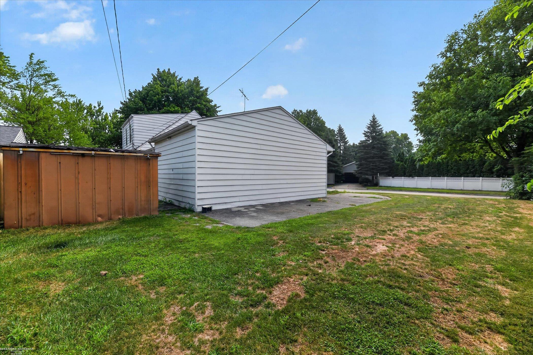 1114 Burlington Drive Property Photo 35