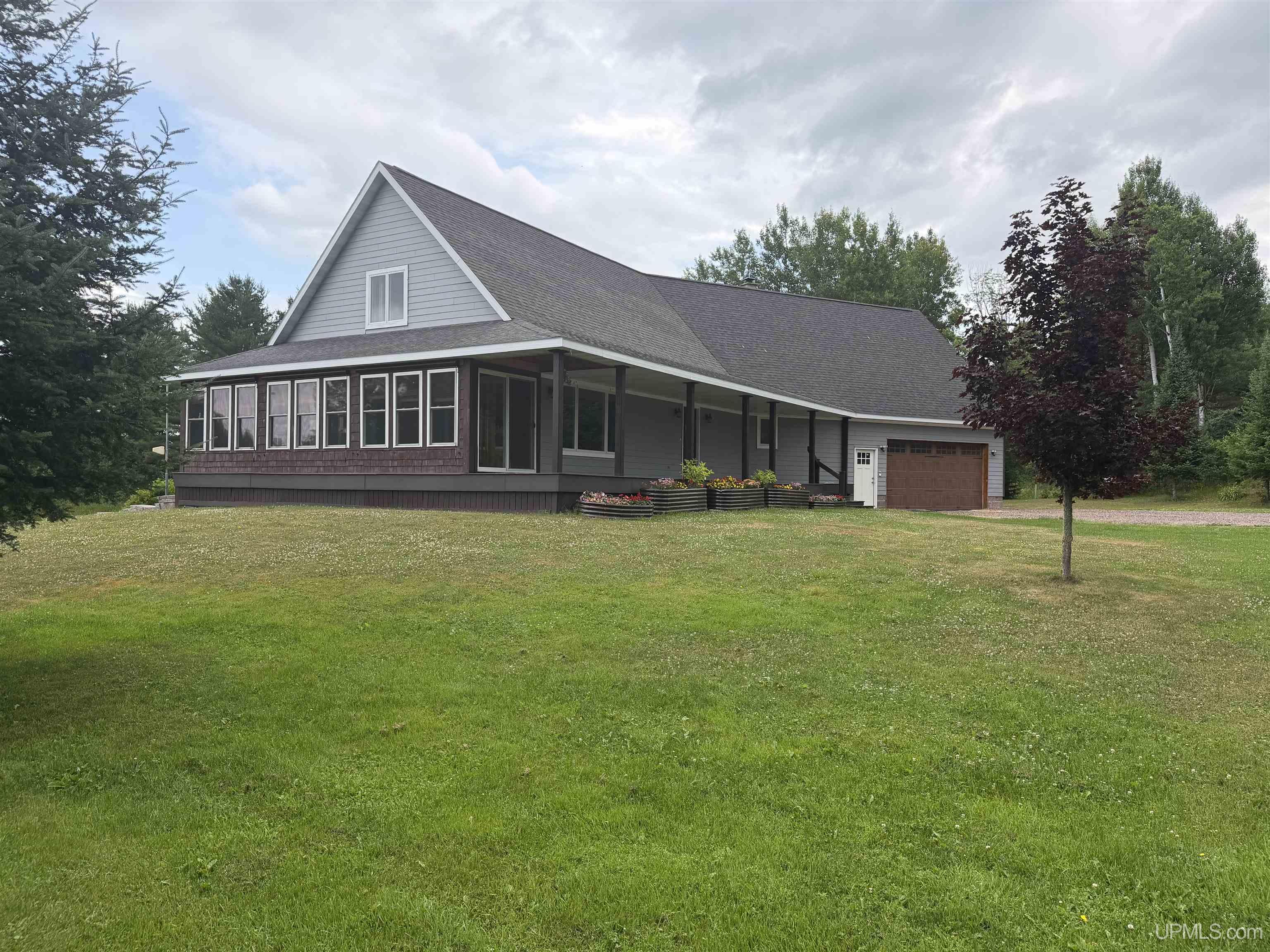 36689 River Road Property Photo 4