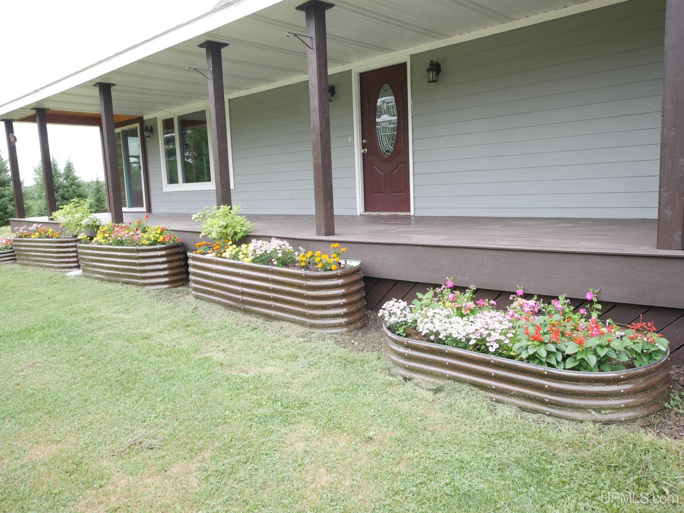 36689 River Road Property Photo 11