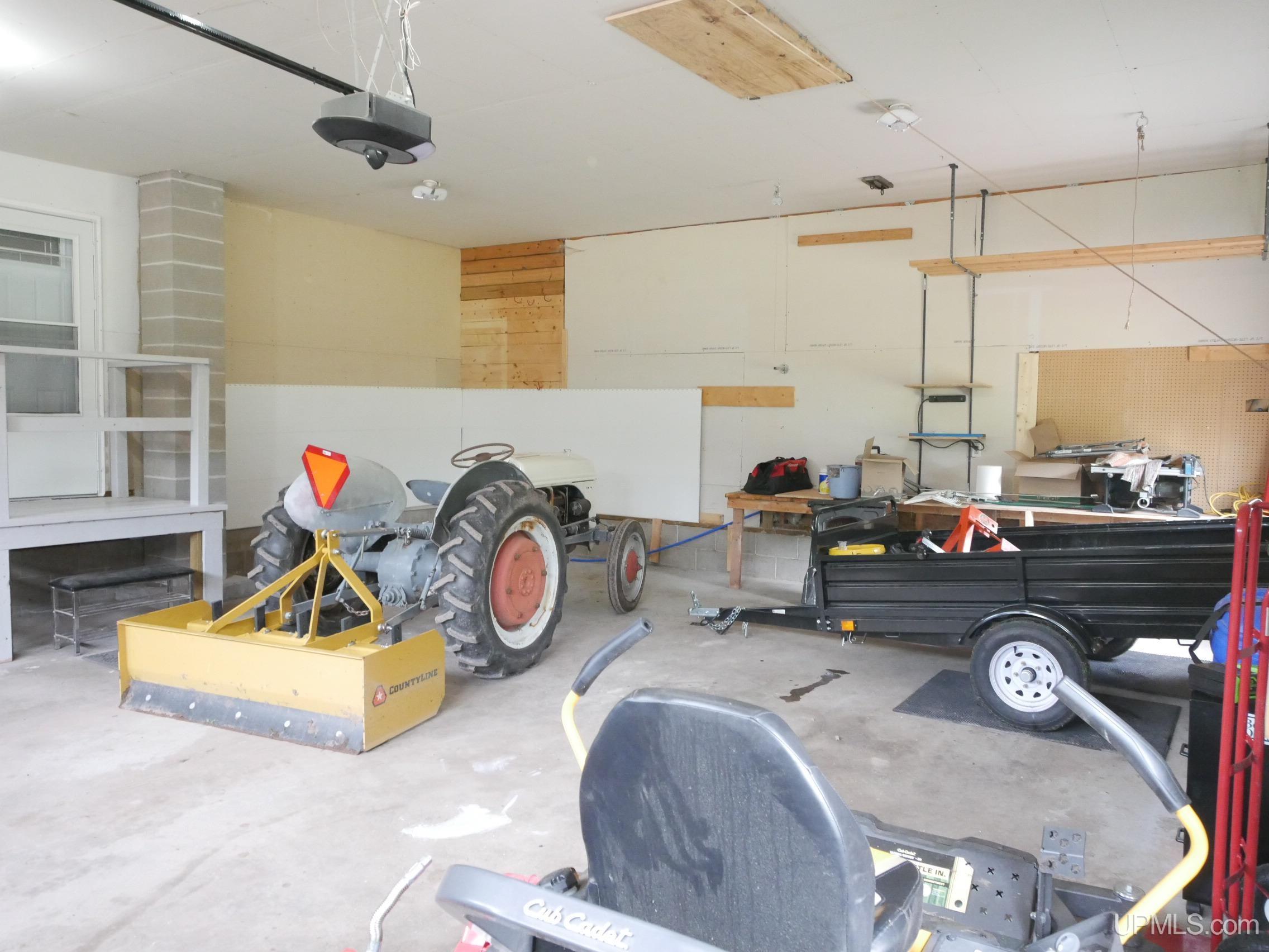 36689 River Road Property Photo 16