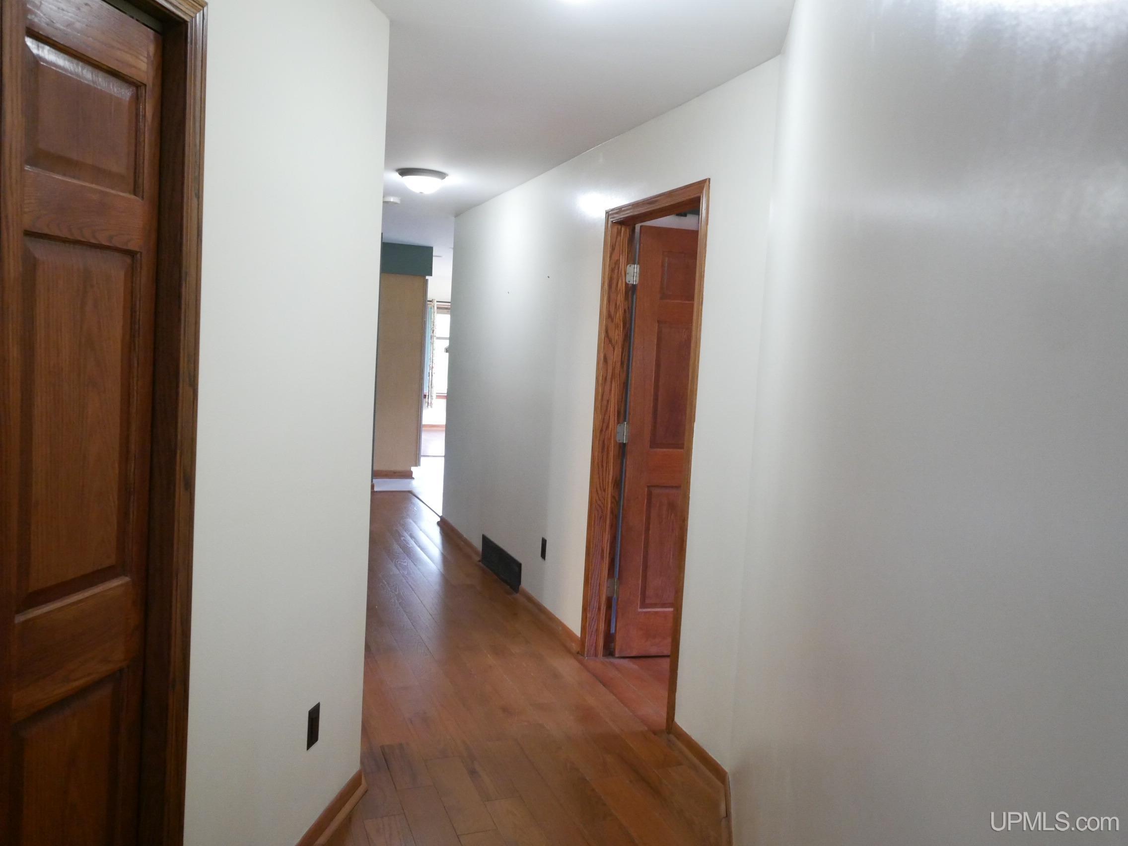 36689 River Road Property Photo 21