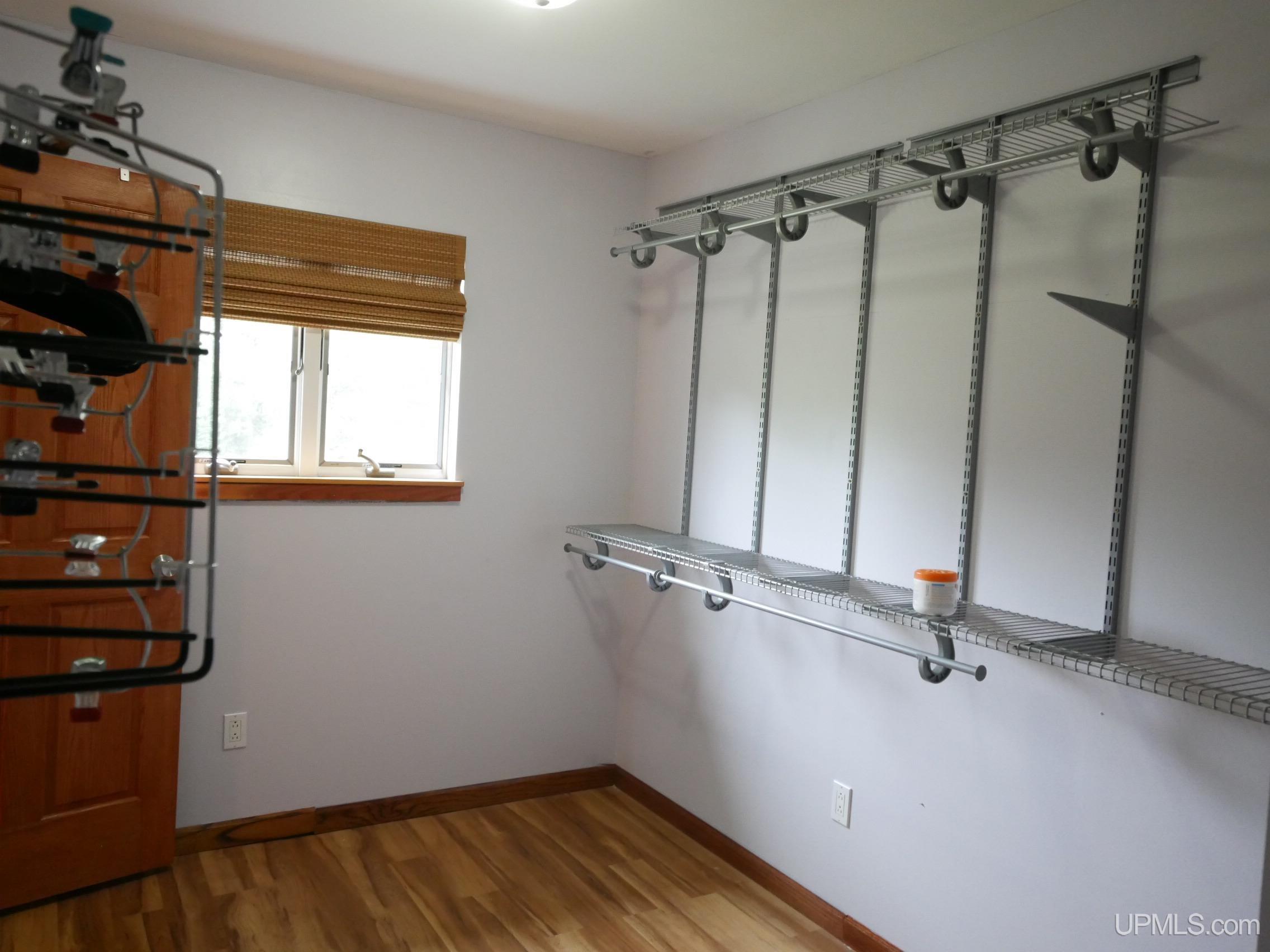 36689 River Road Property Photo 25