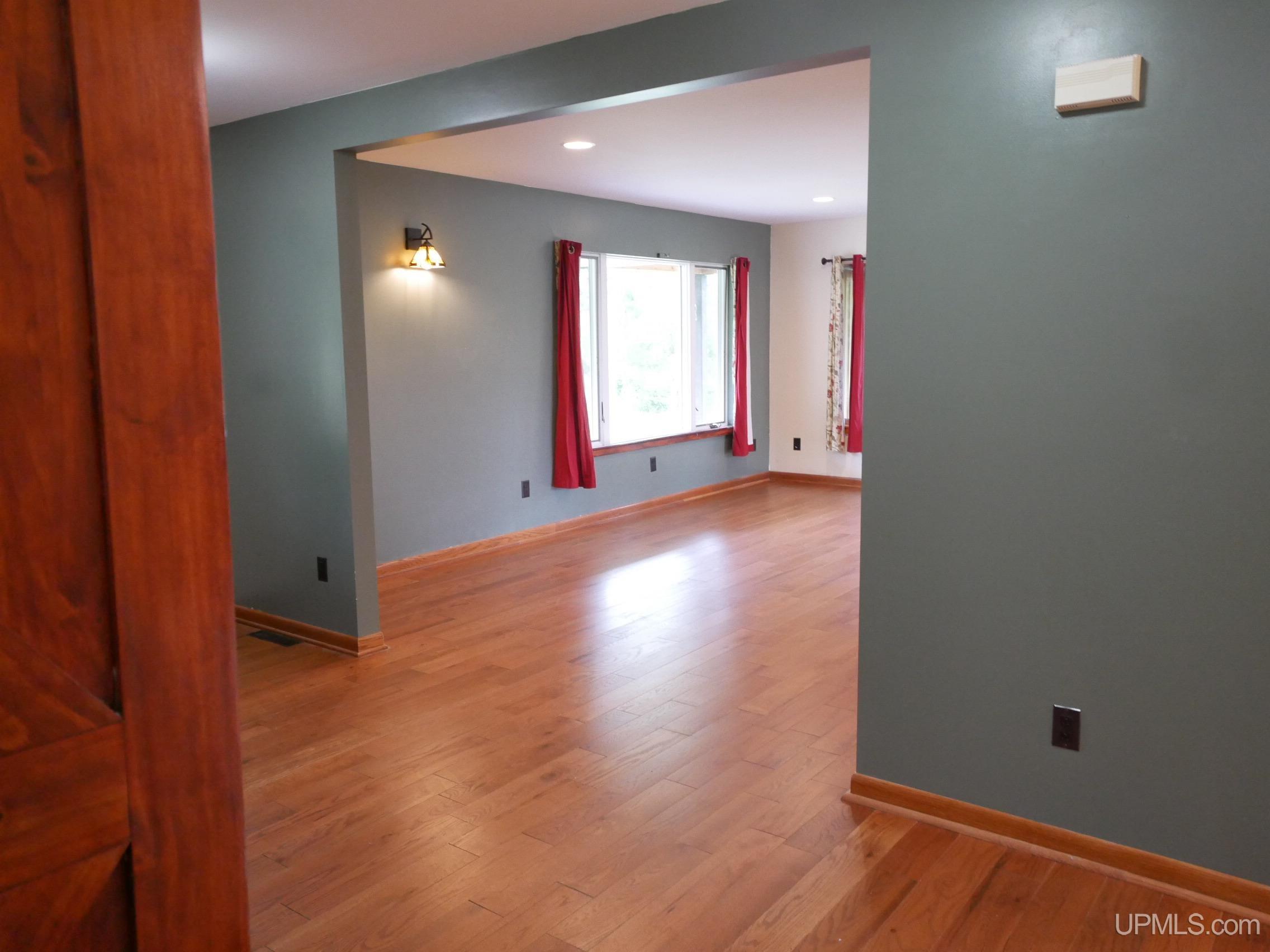 36689 River Road Property Photo 32
