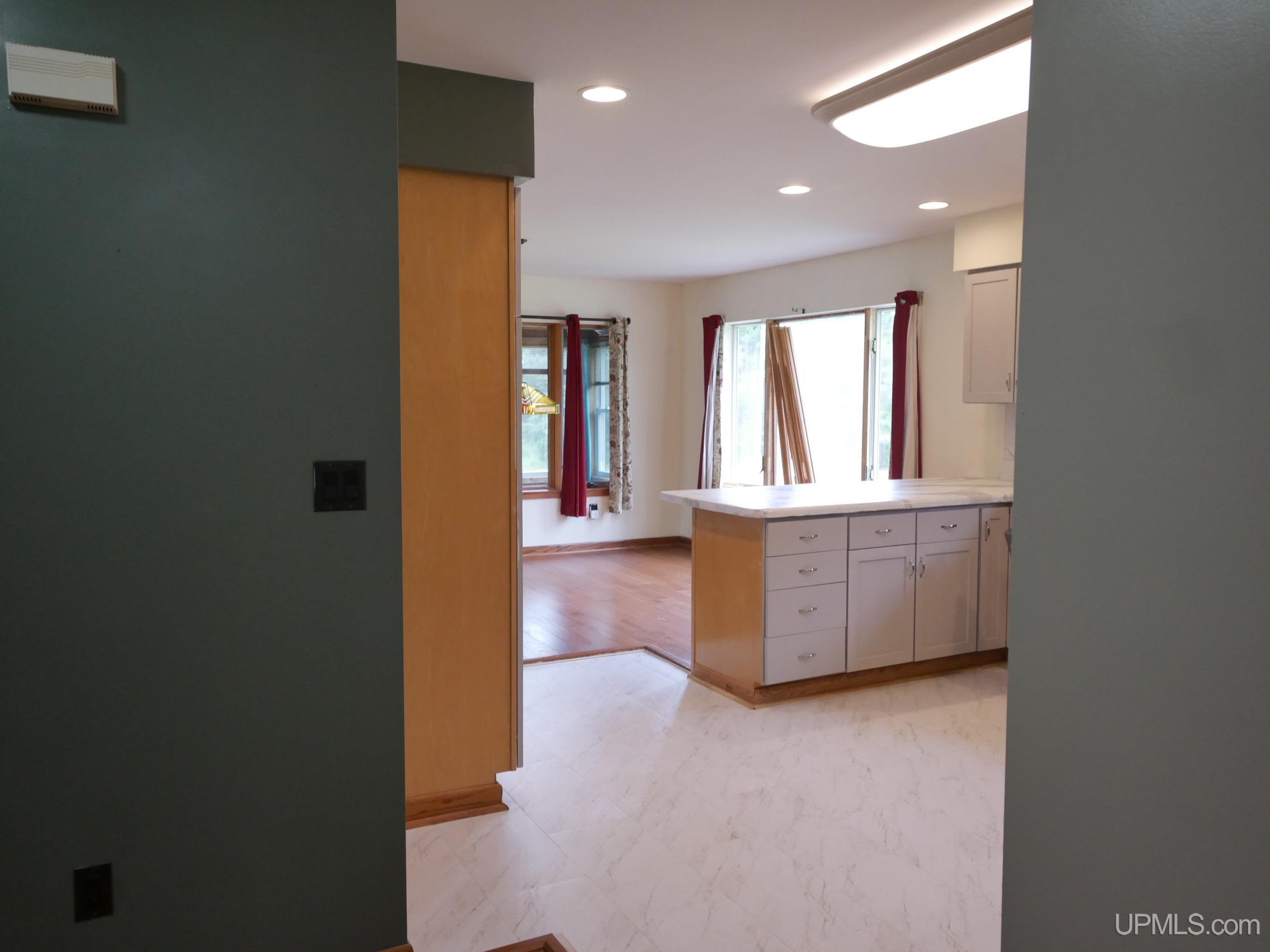 36689 River Road Property Photo 33