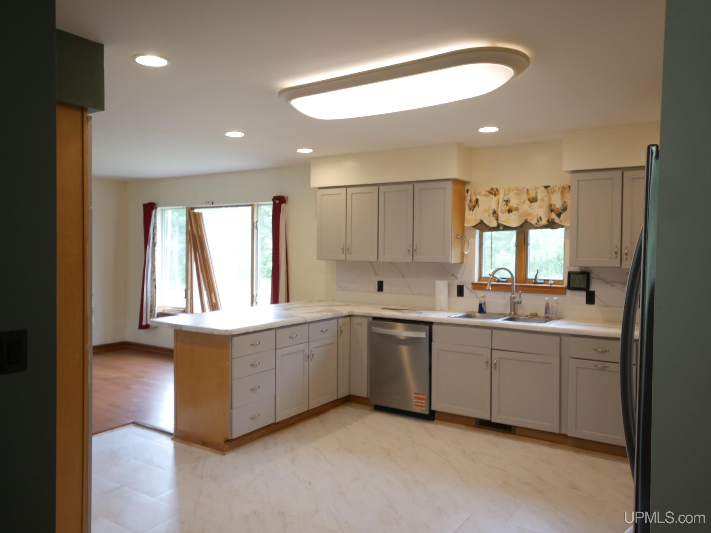 36689 River Road Property Photo 34