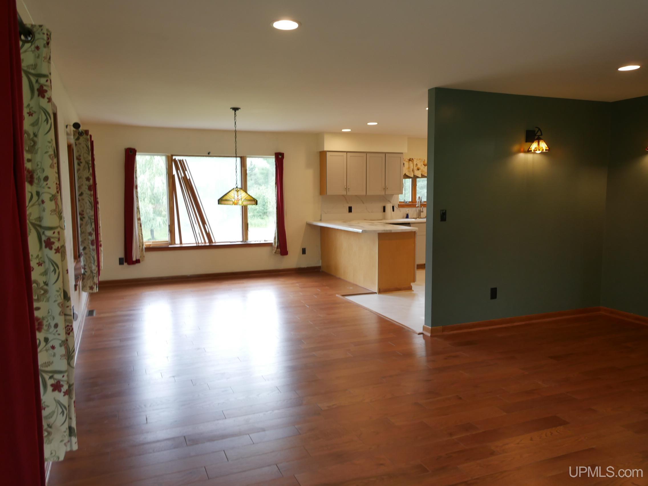 36689 River Road Property Photo 43