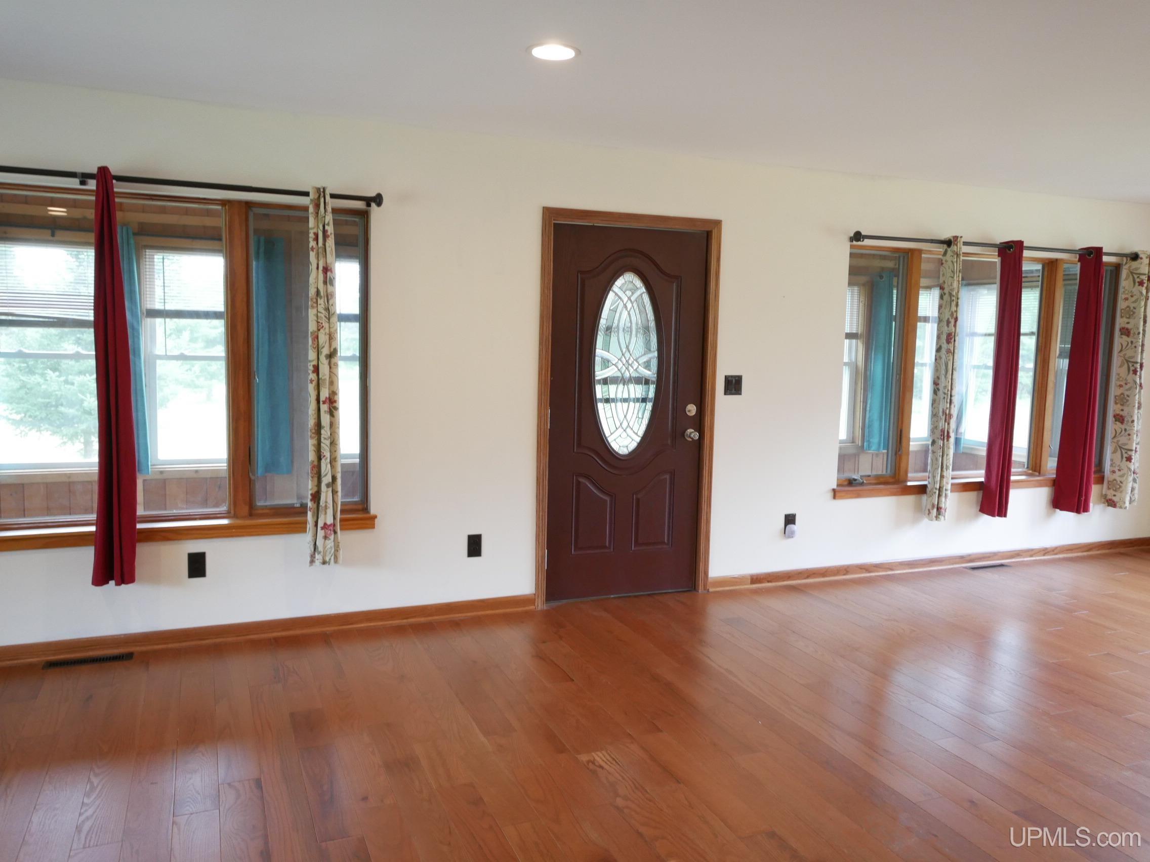 36689 River Road Property Photo 44