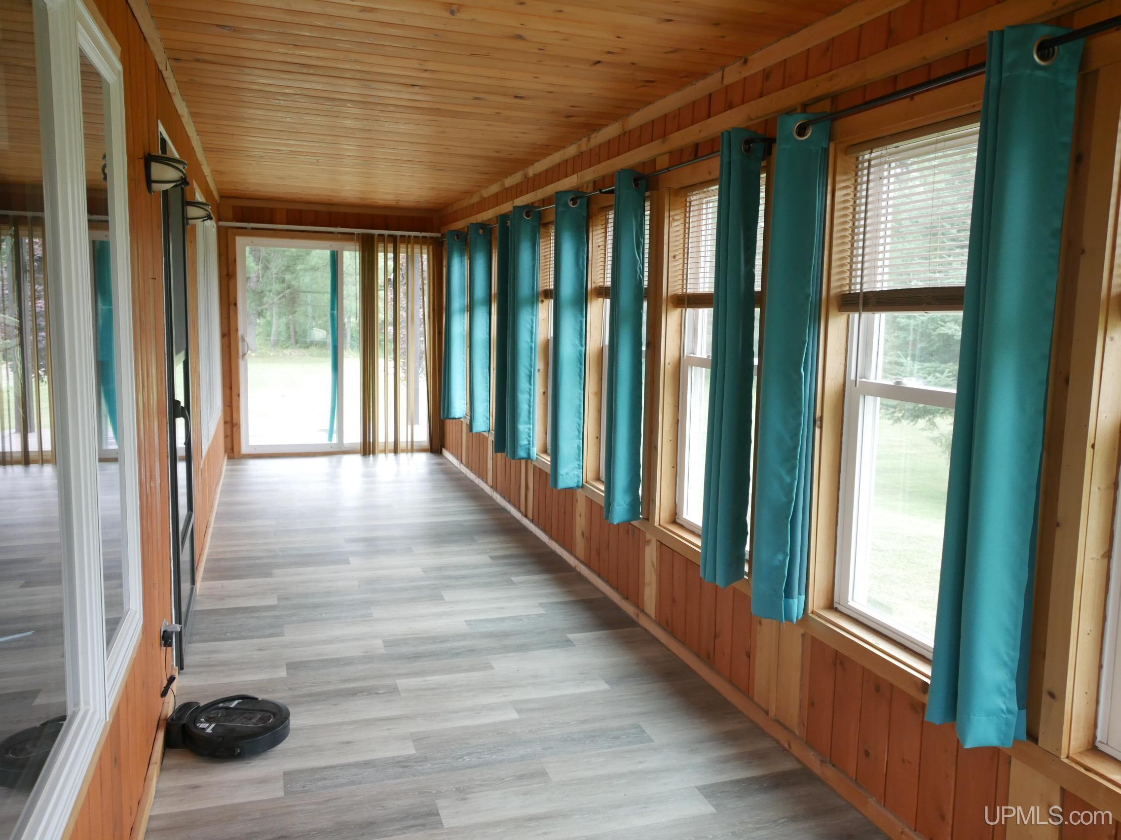 36689 River Road Property Photo 45