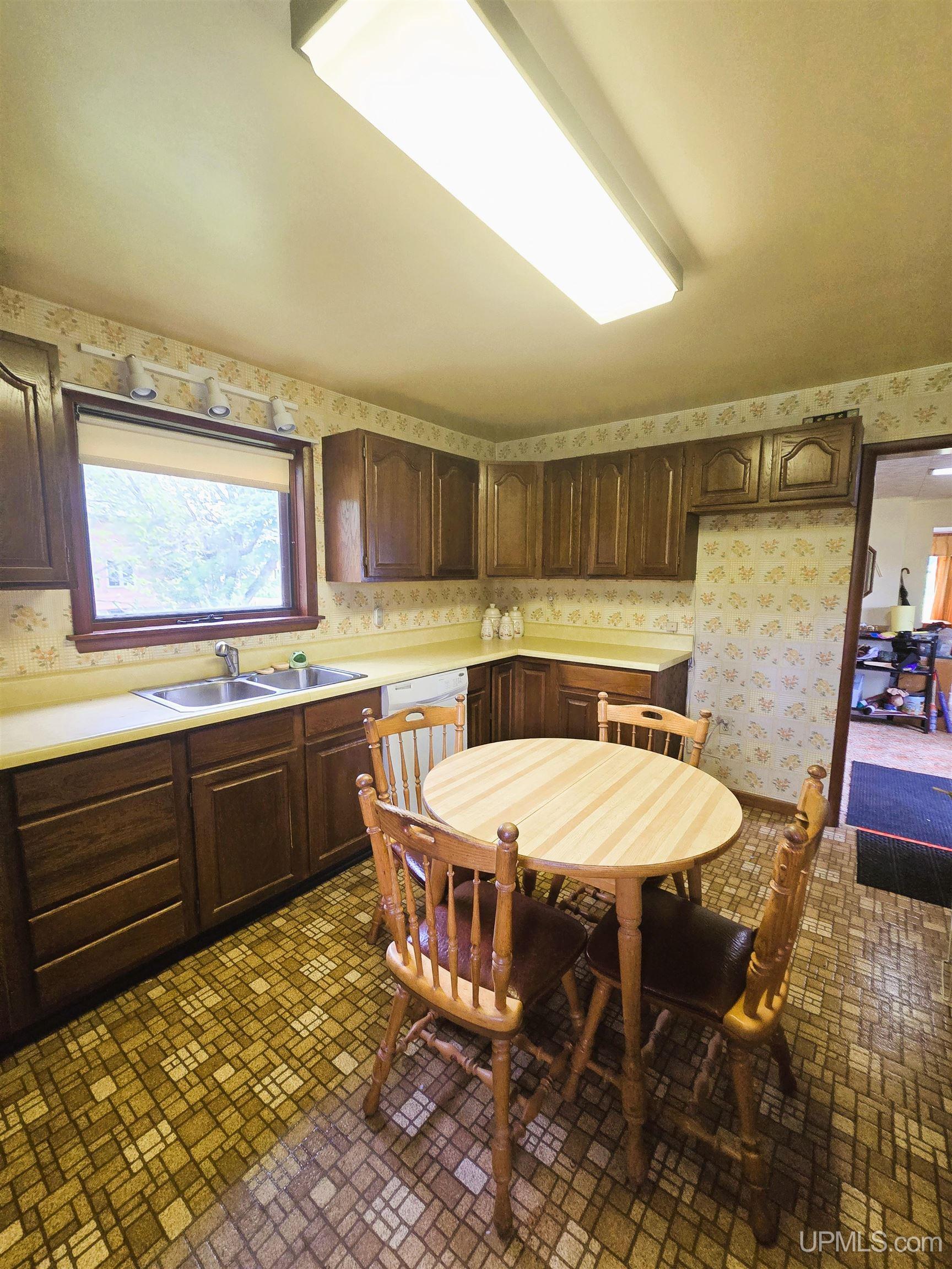 56702 Hecla Street Property Photo 10