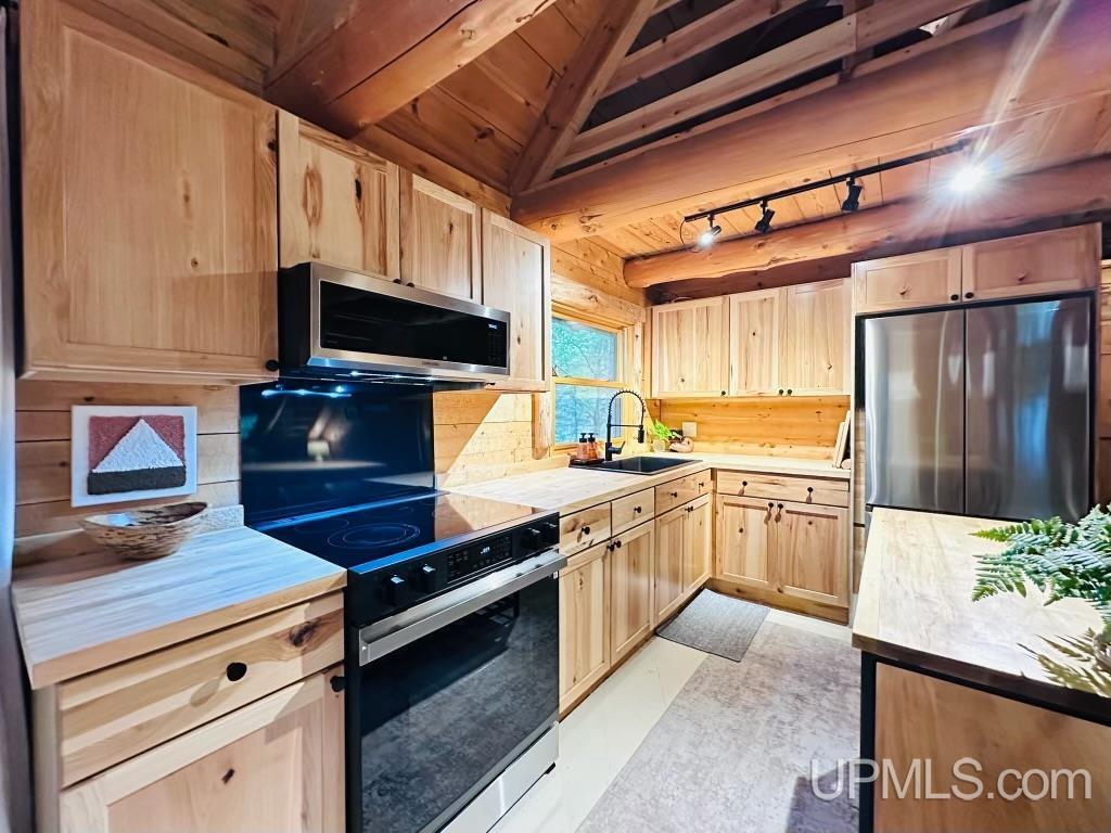 22704 E Dr Jack Trail Property Photo 16