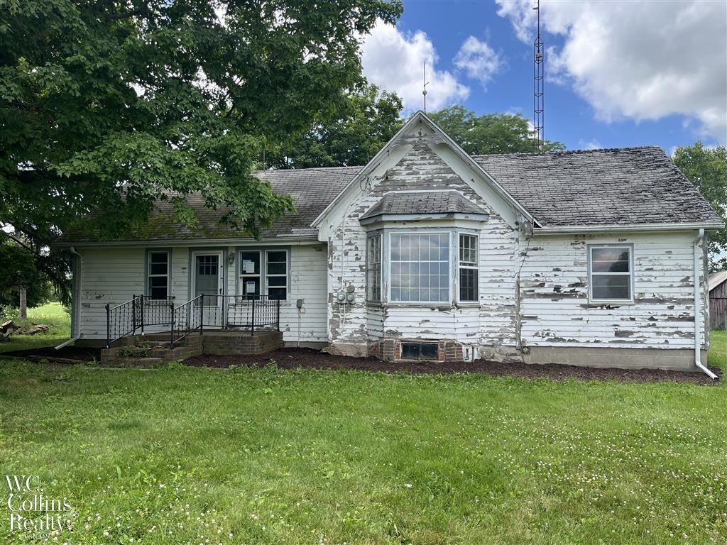 8458 Melvin Road Property Photo 1