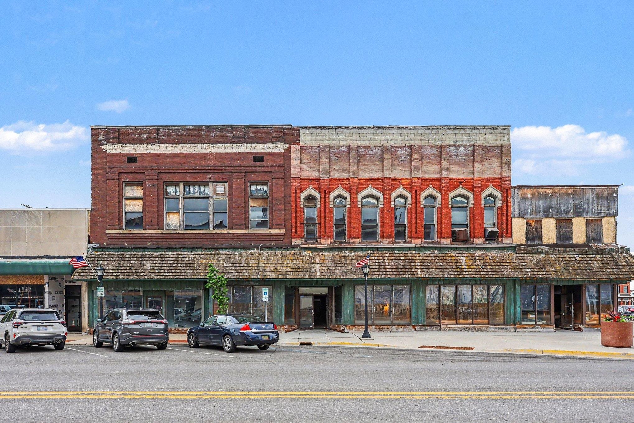702 Washington Avenue Property Photo 3