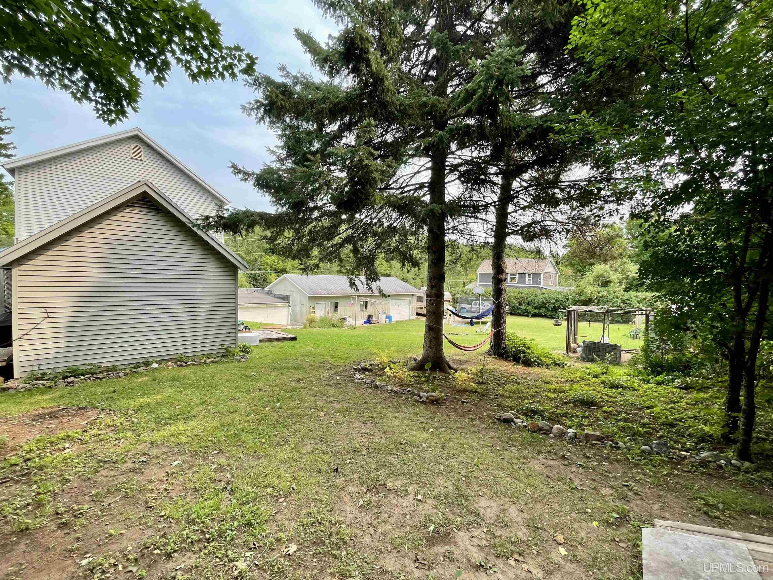 236 Ready Street Property Photo 44
