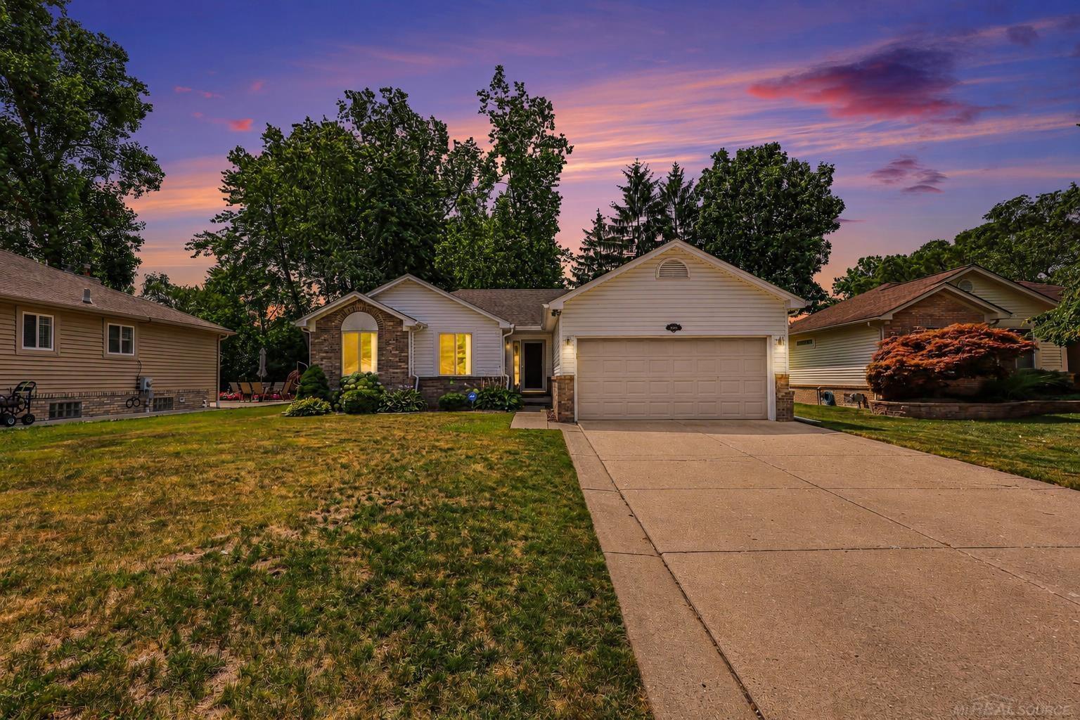 6016 Mulberry Drive