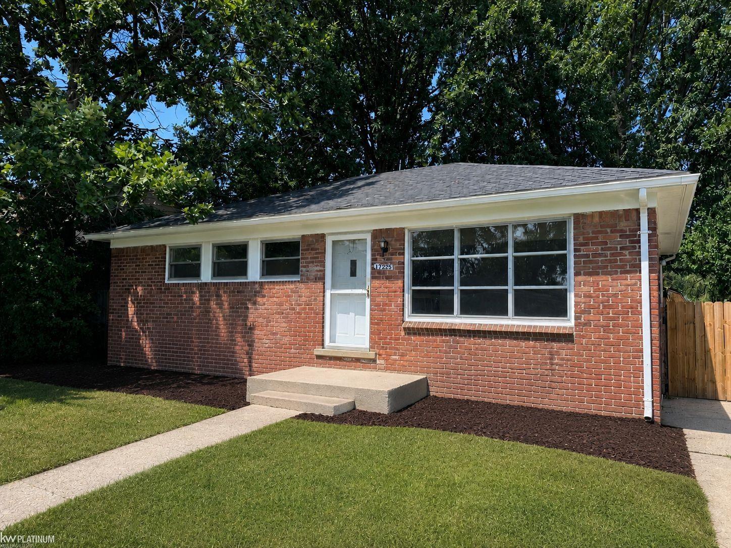 17225 Bell Avenue Property Photo 2