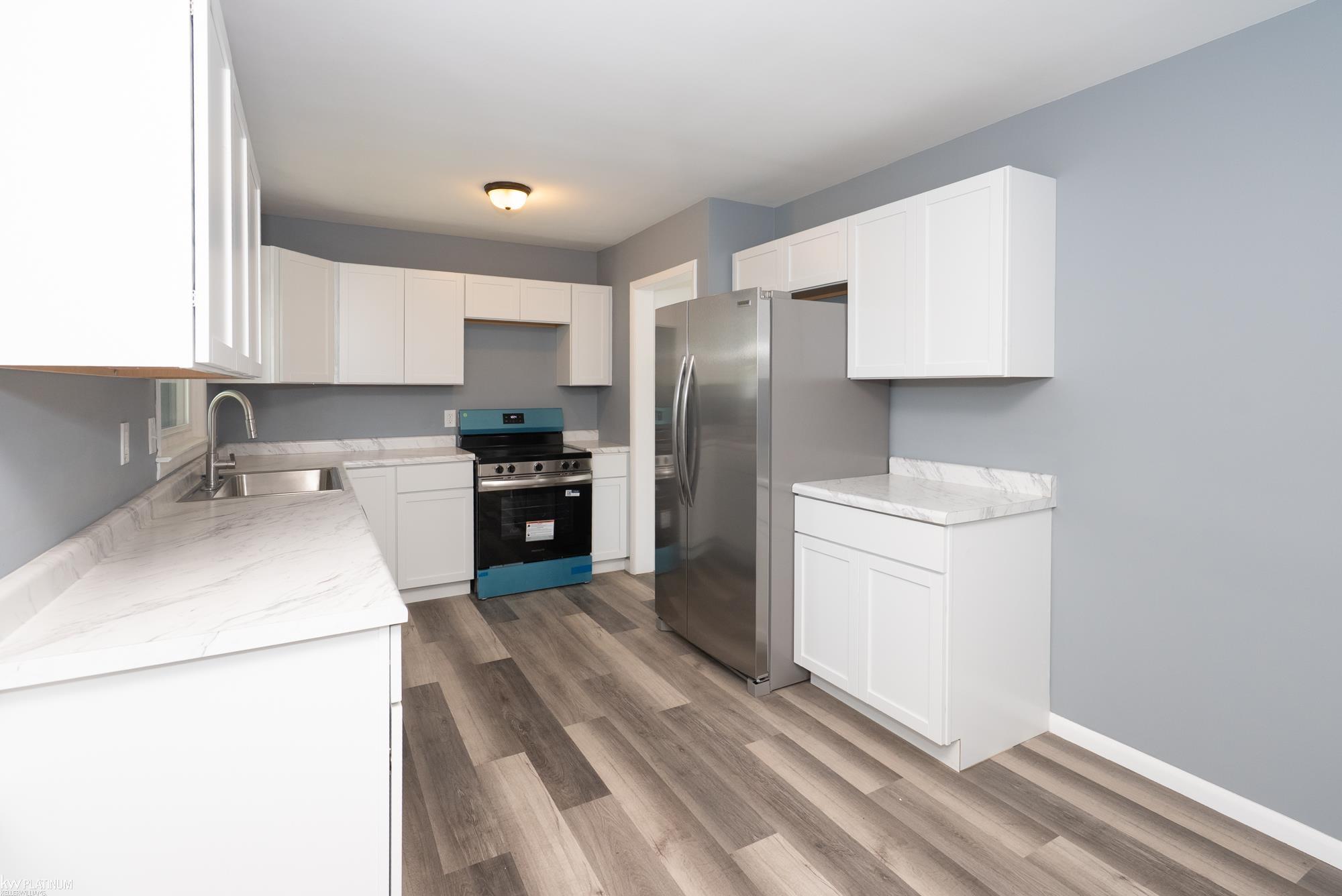 17225 Bell Avenue Property Photo 8