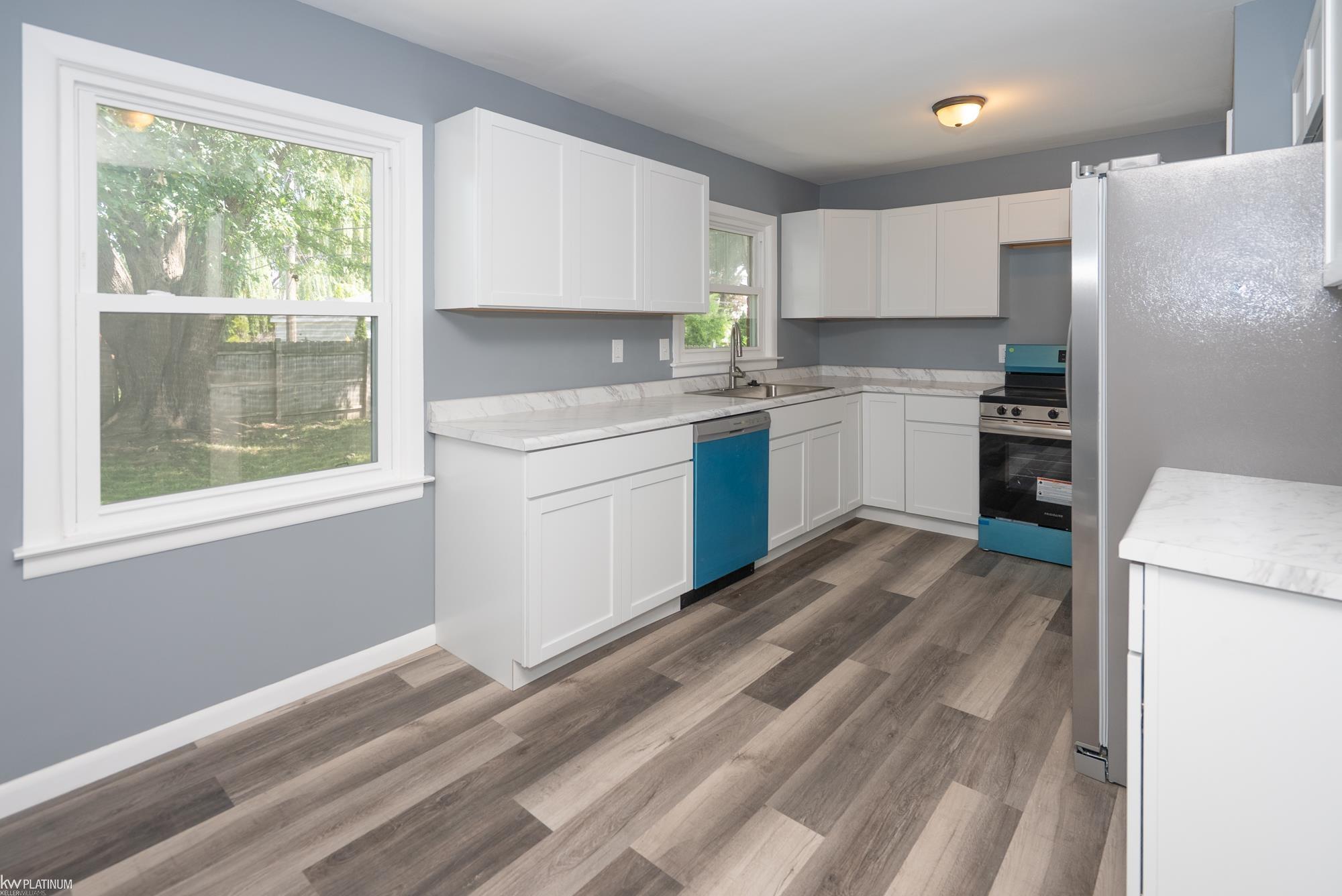 17225 Bell Avenue Property Photo 9
