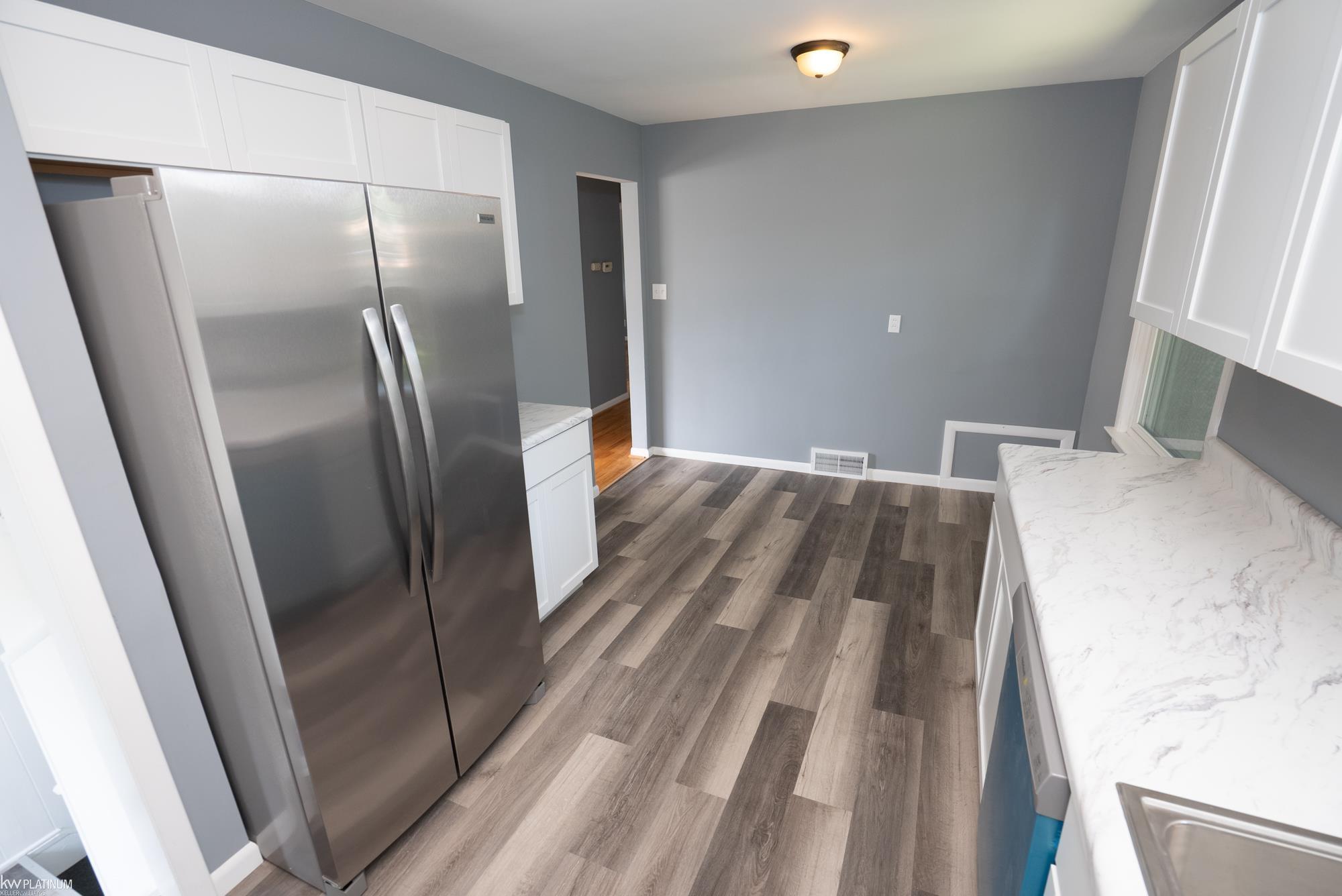 17225 Bell Avenue Property Photo 10