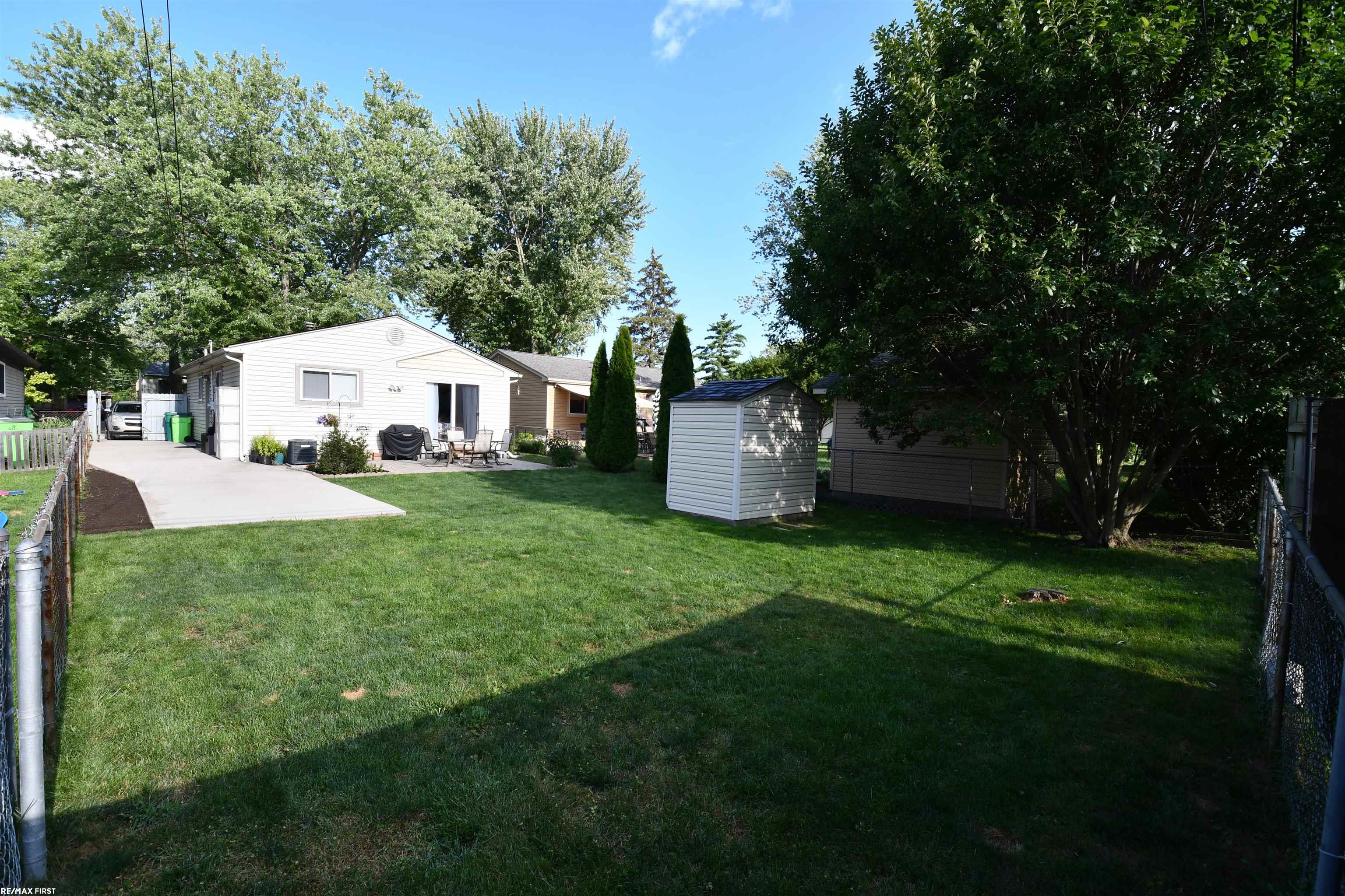 39675 Camp St Drive Property Photo 2