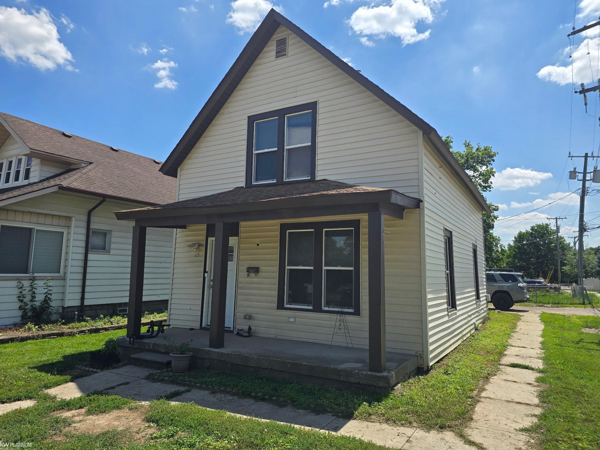 115 Robertson Street Property Photo 1