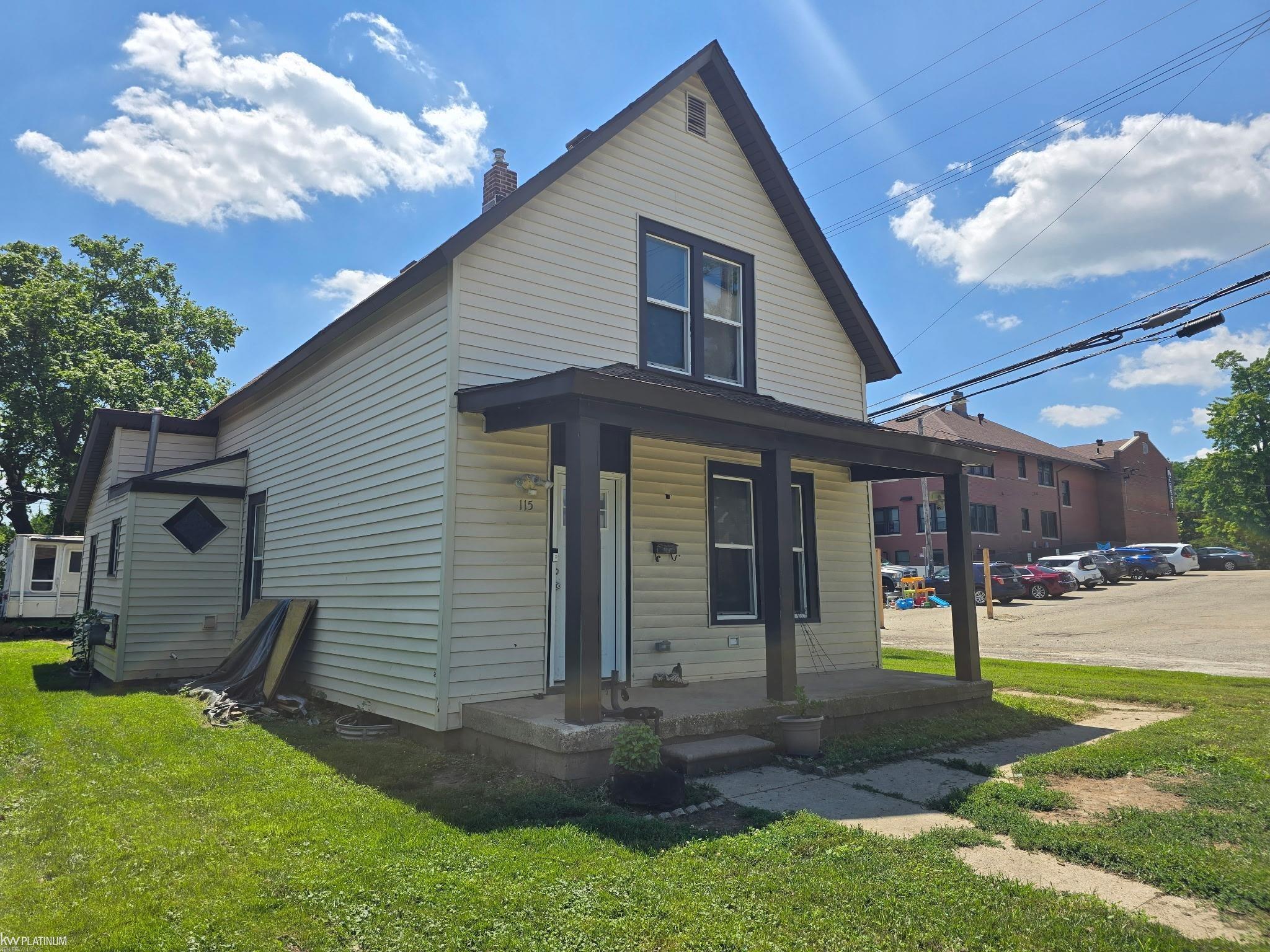 115 Robertson Street Property Photo 2