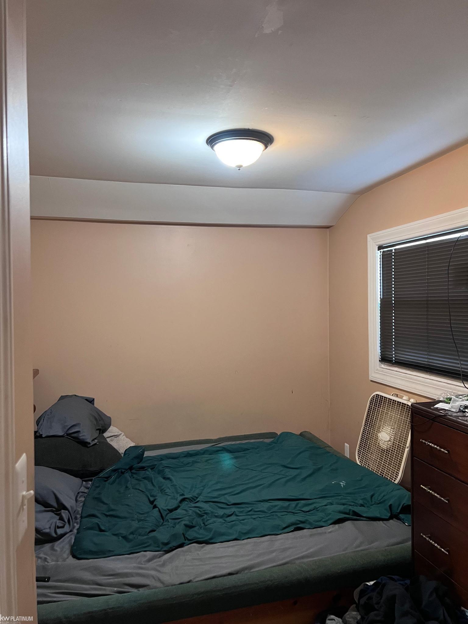115 Robertson Street Property Photo 11