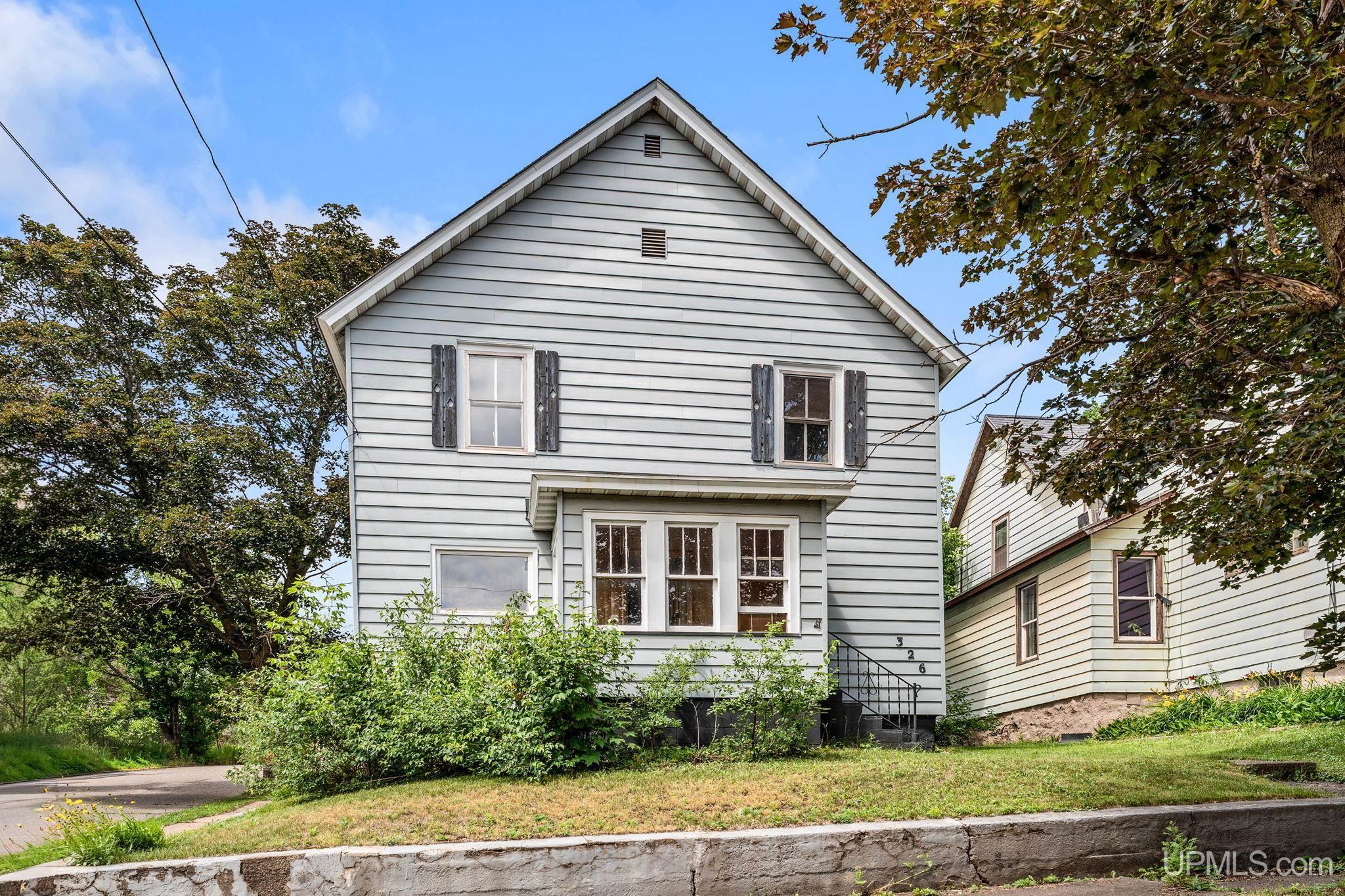 326 W Barnum Street Property Photo 1