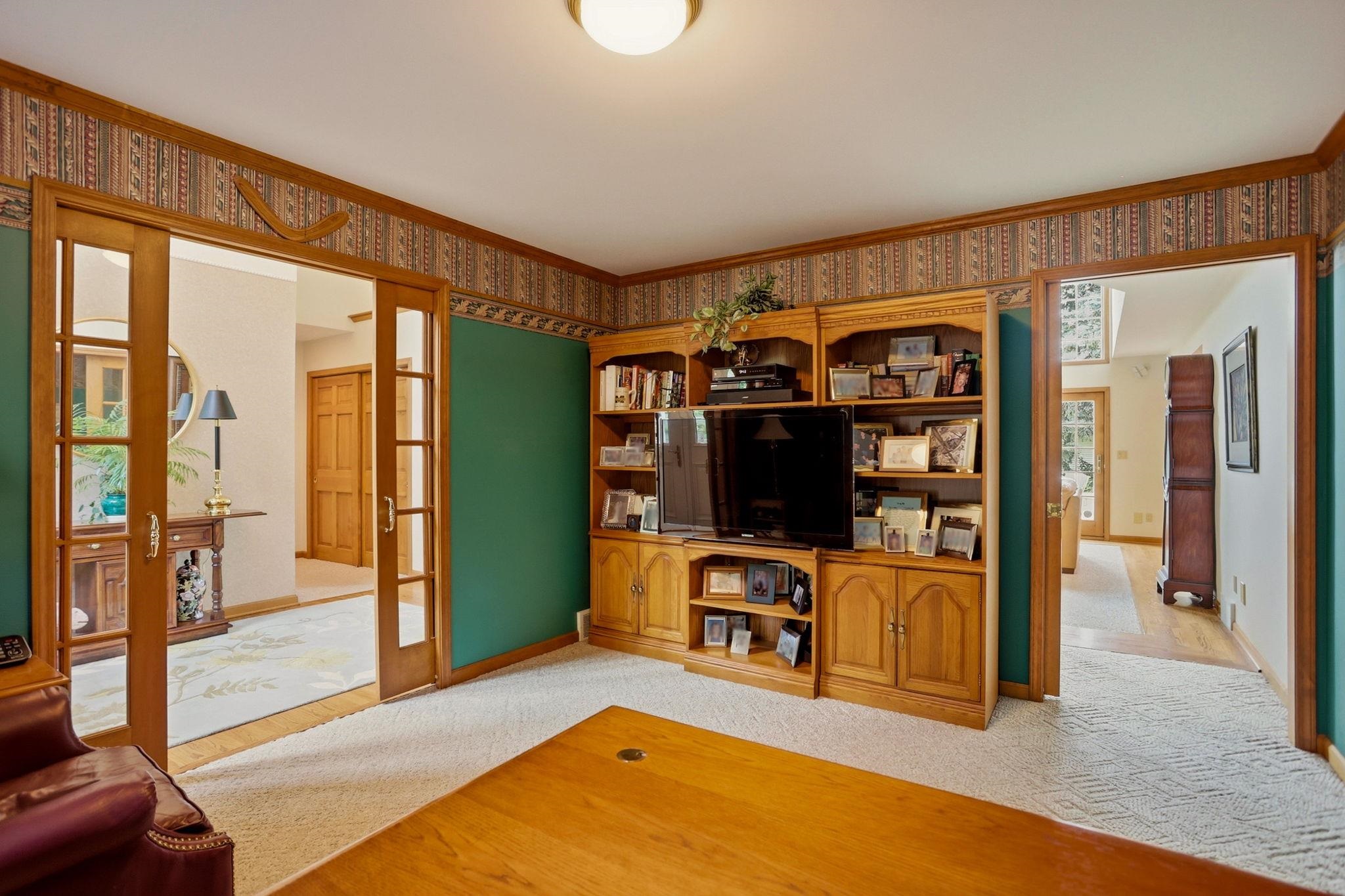 709 Meadow Lane Property Photo 24