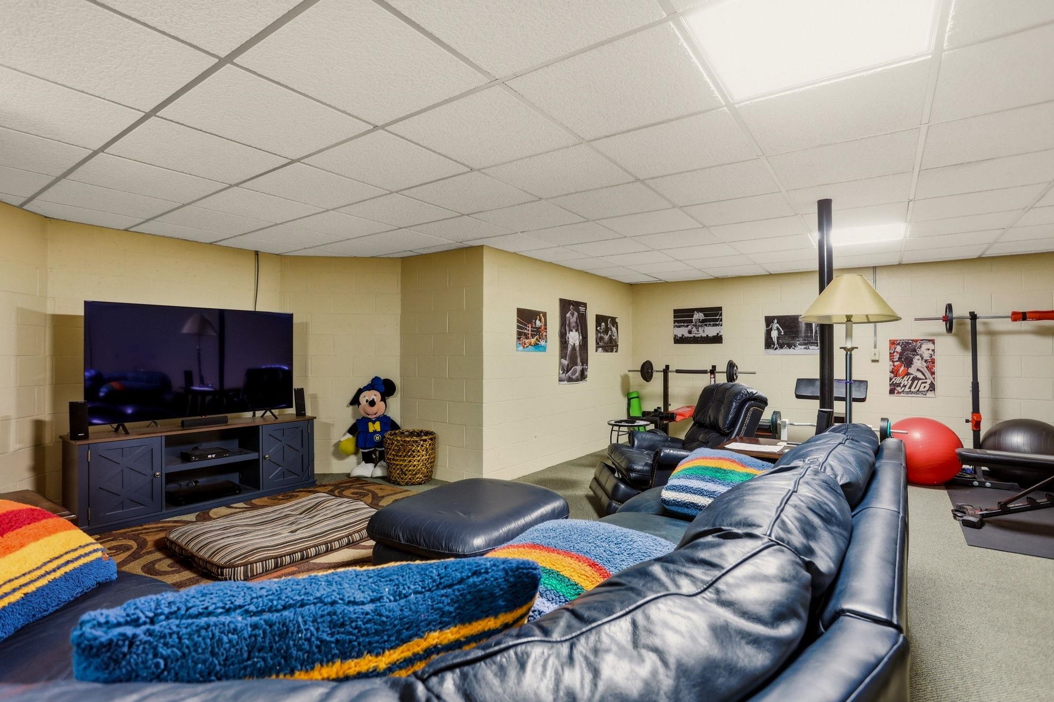 709 Meadow Lane Property Photo 42