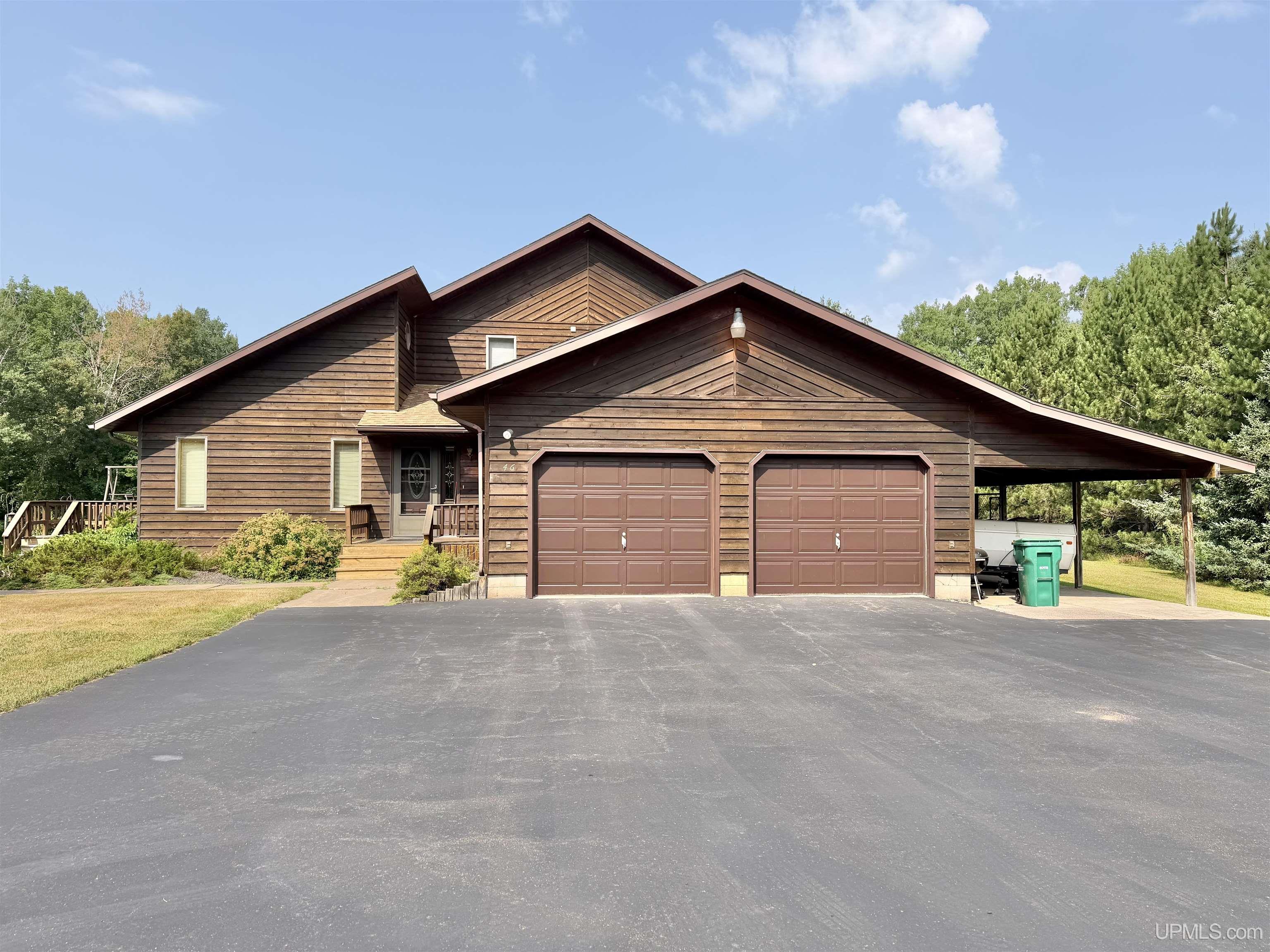 46 Illinois Avenue Property Photo 1