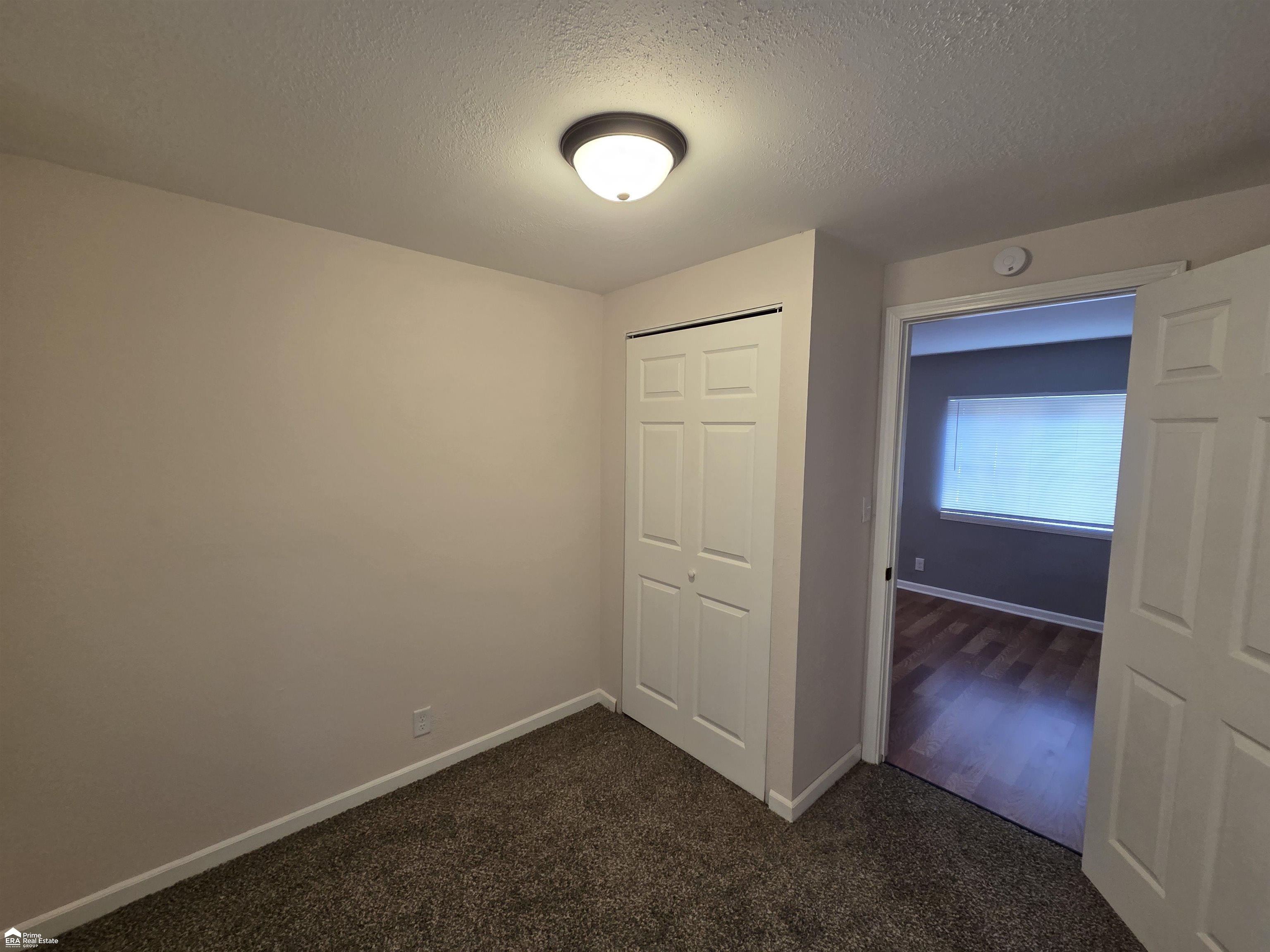 2164 E Whittemore Avenue Property Photo 9