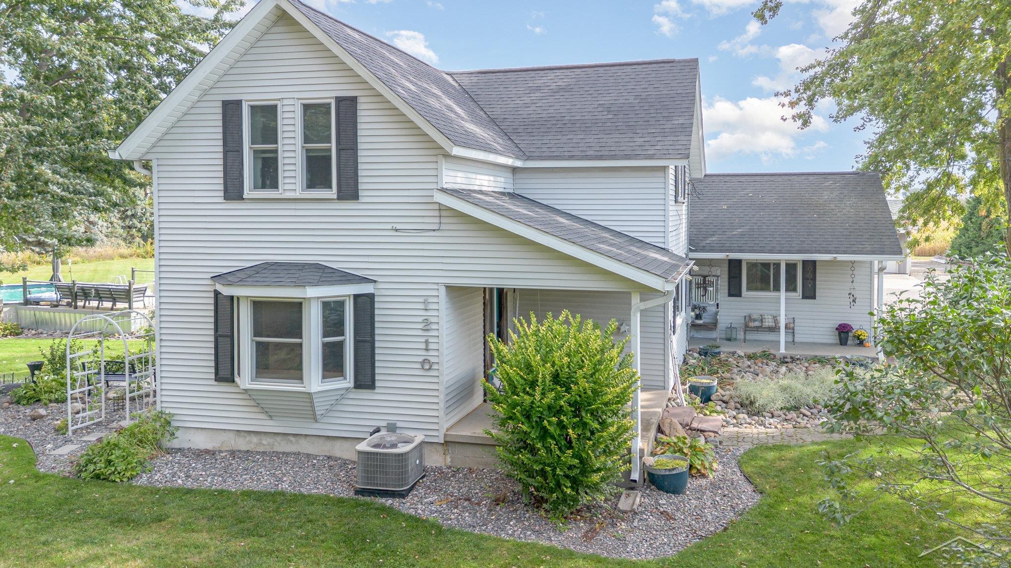 1210 N Steel Road