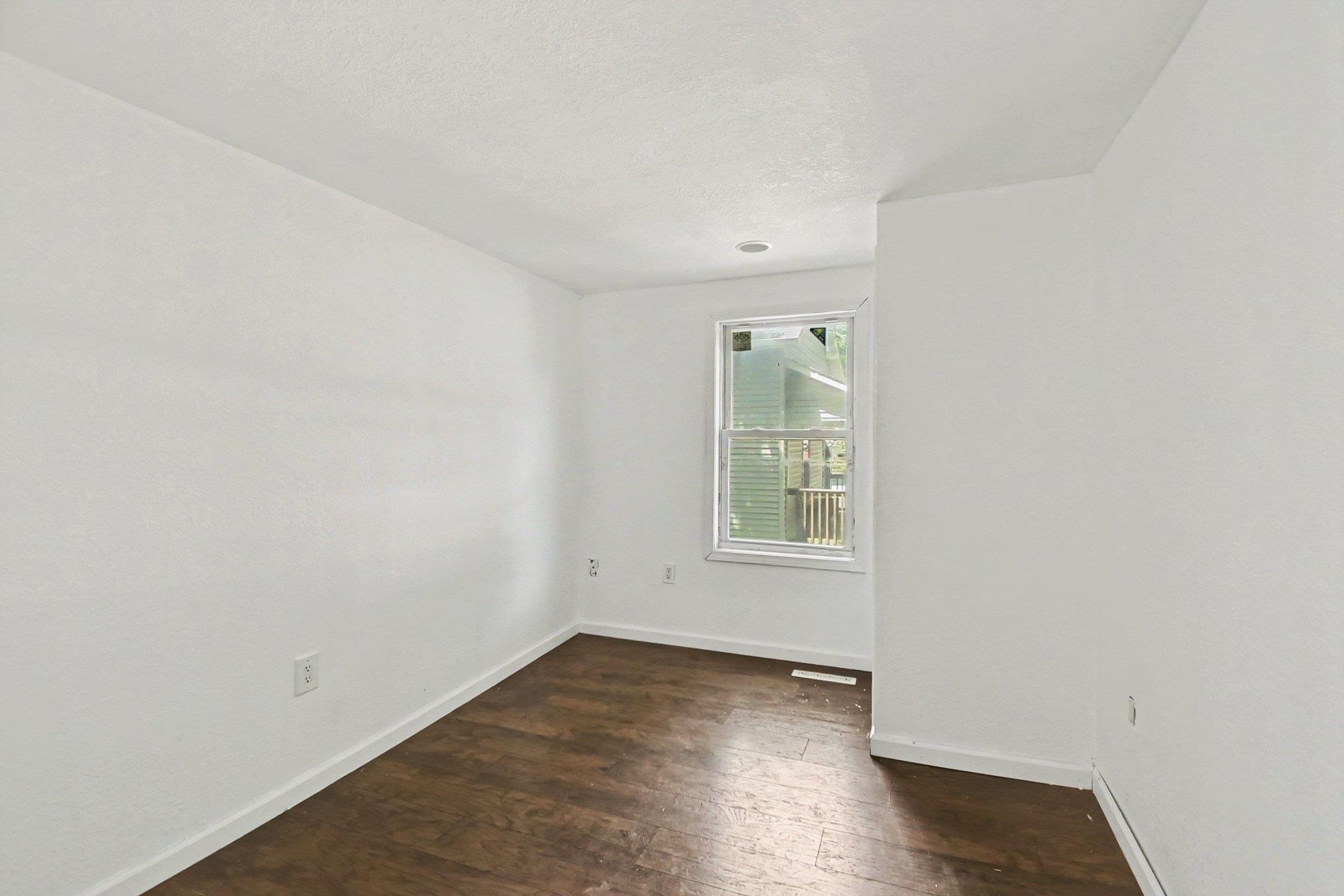 1917 Van Buren Street Property Photo 13