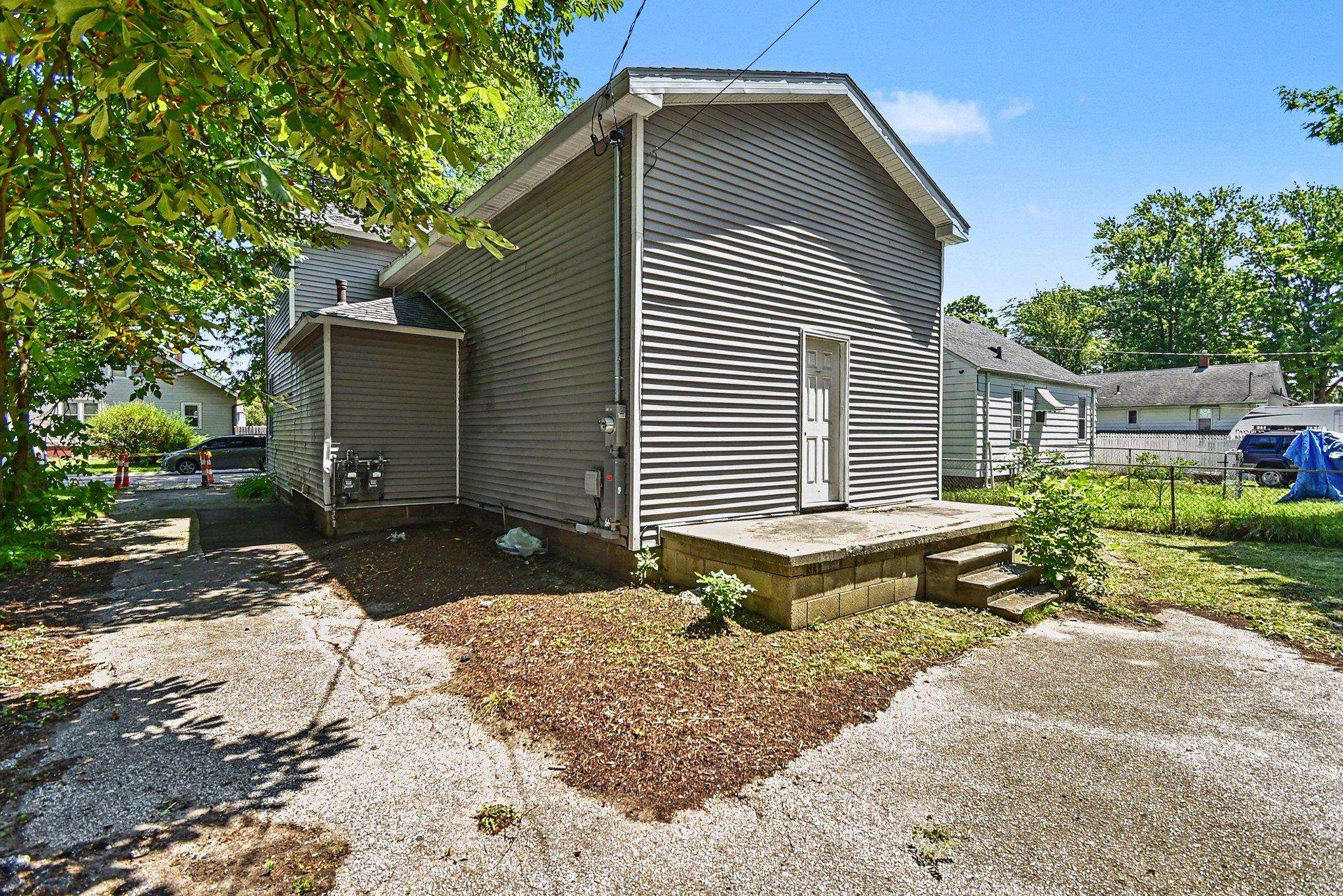 1917 Van Buren Street Property Photo 17