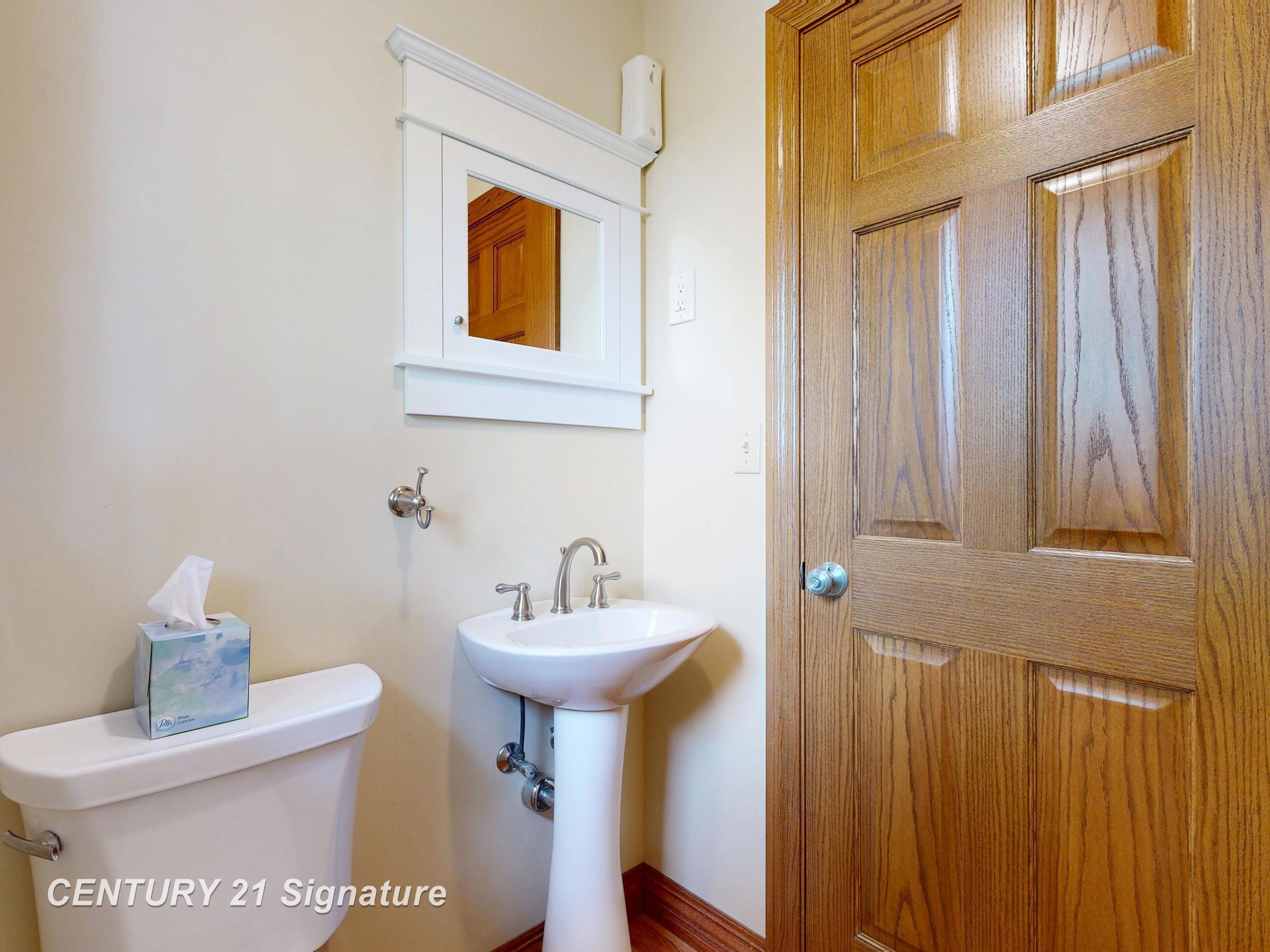 455 S Vernon Road Property Photo 34