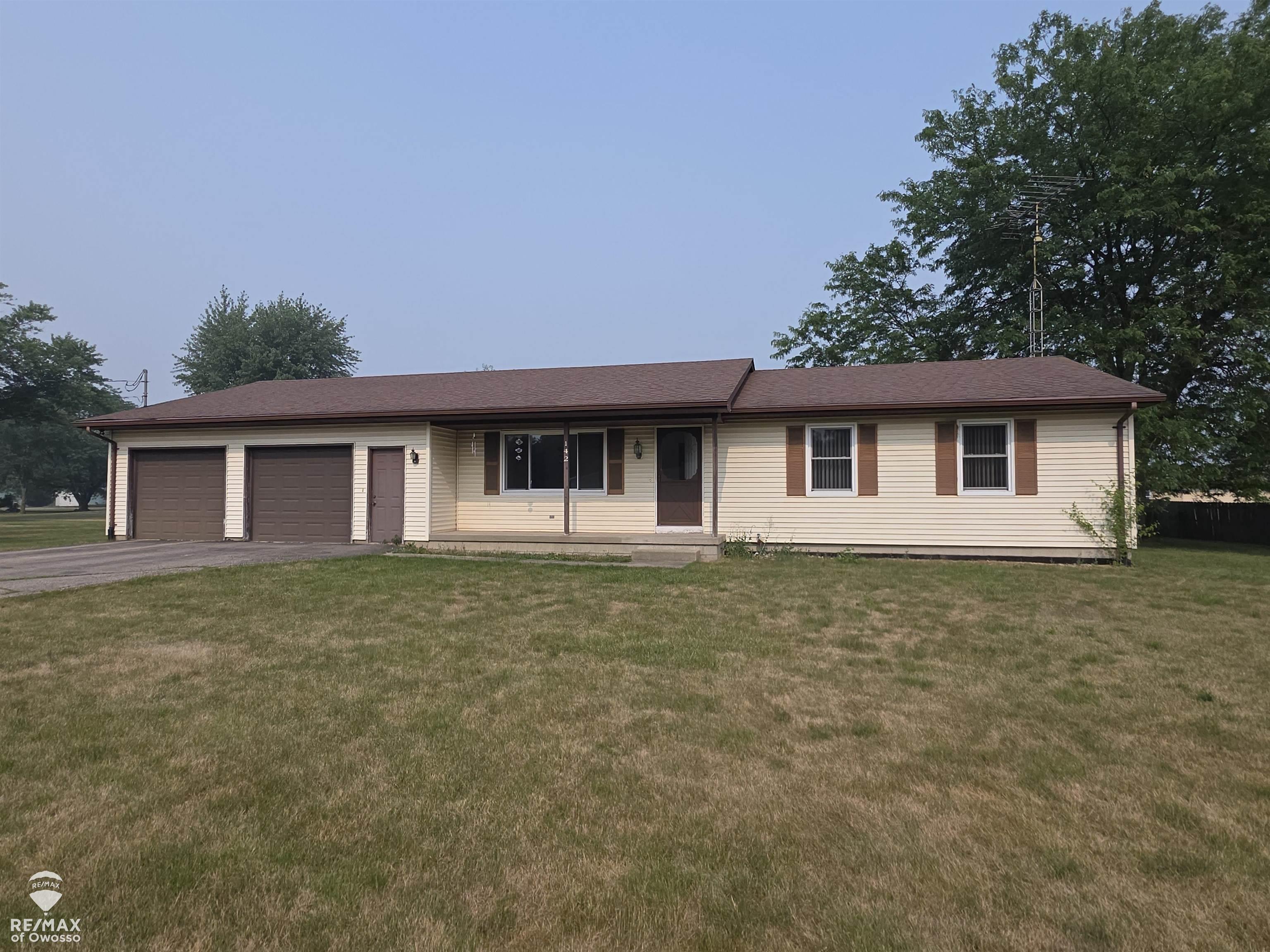 142 Stanley Drive Property Photo 1