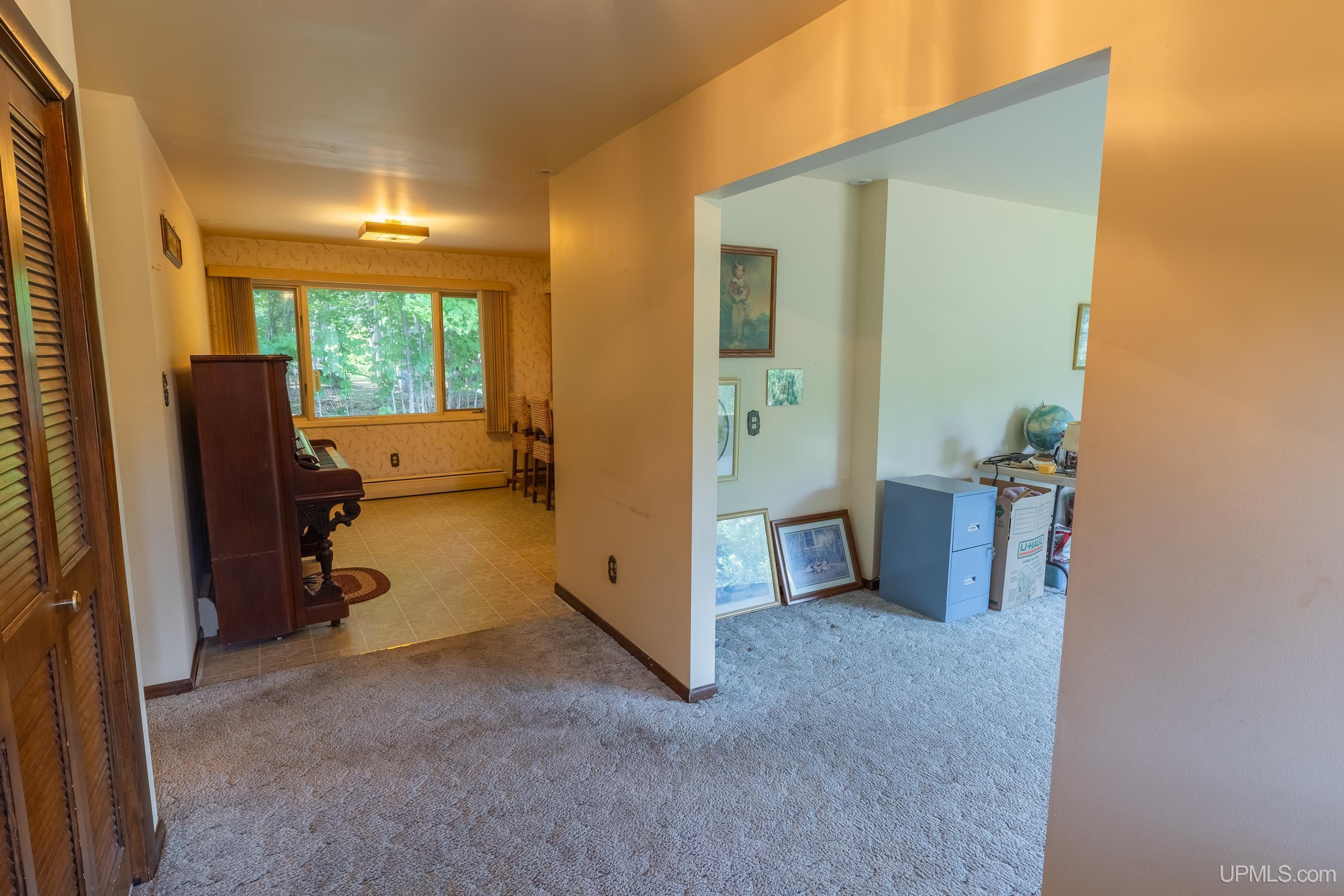 21944 Peepsock Road Property Photo 5