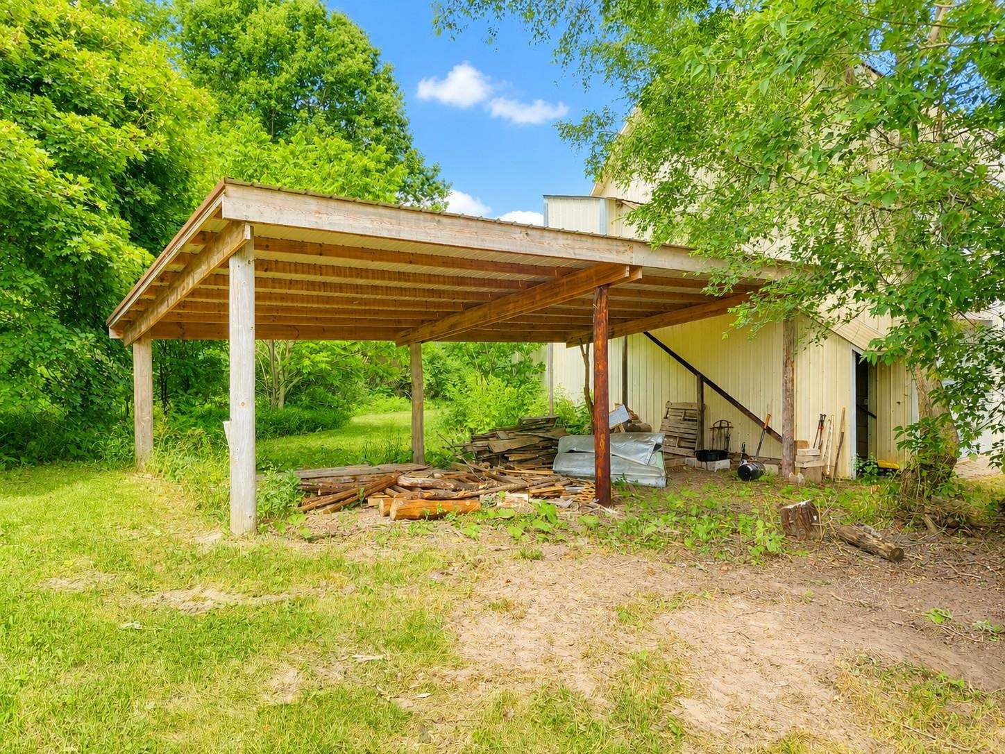 10651 N Vandecar Road Property Photo 4