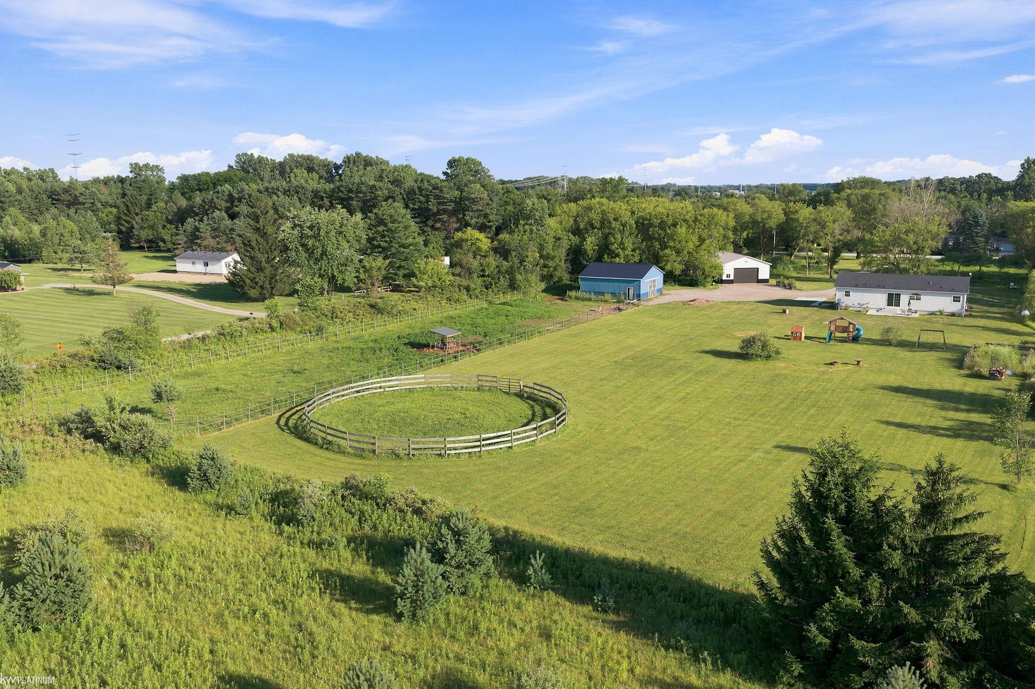 9638 Sparling Road Property Photo 1