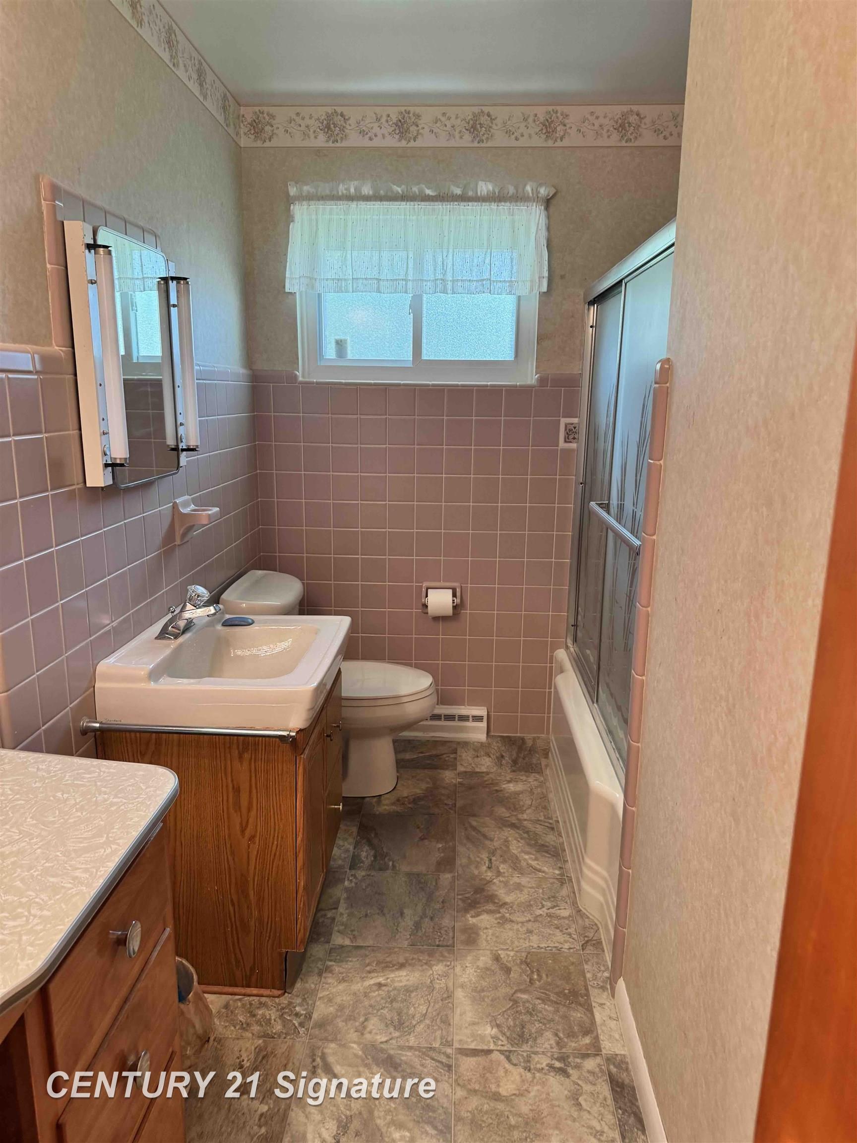 2705 Luella Avenue Property Photo 6