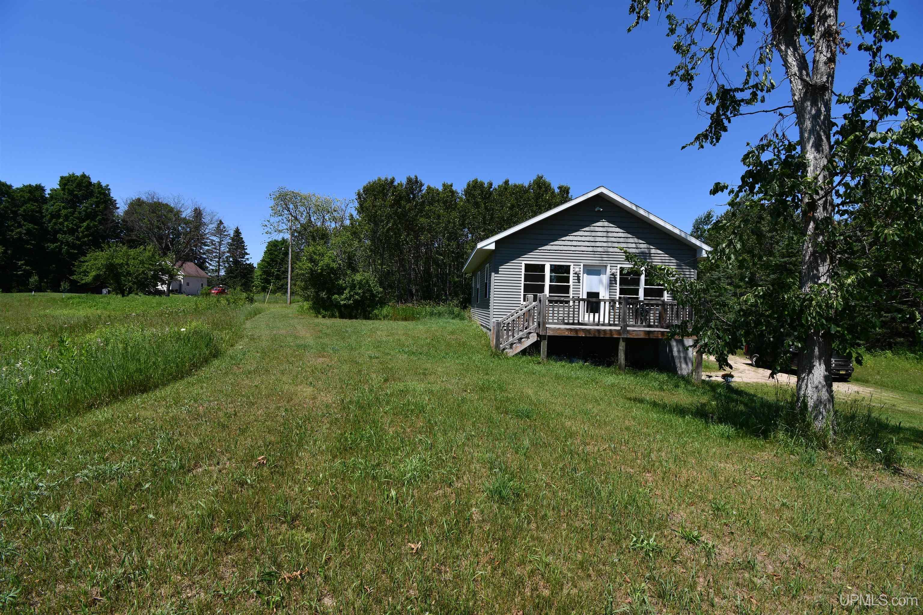 3323 N County Hwy H-44 Traunik Rd Road Property Photo 2