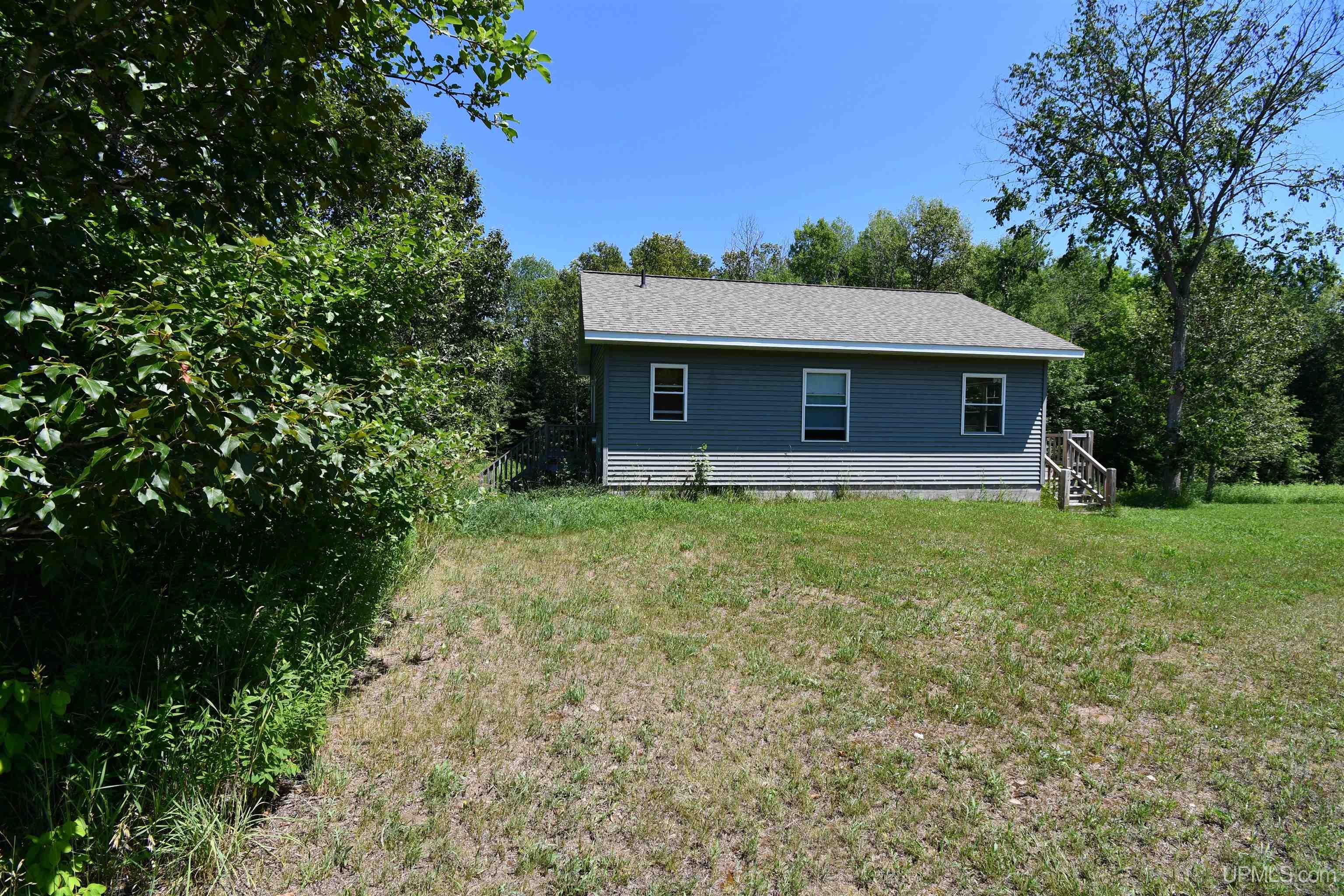 3323 N County Hwy H-44 Traunik Rd Road Property Photo 4