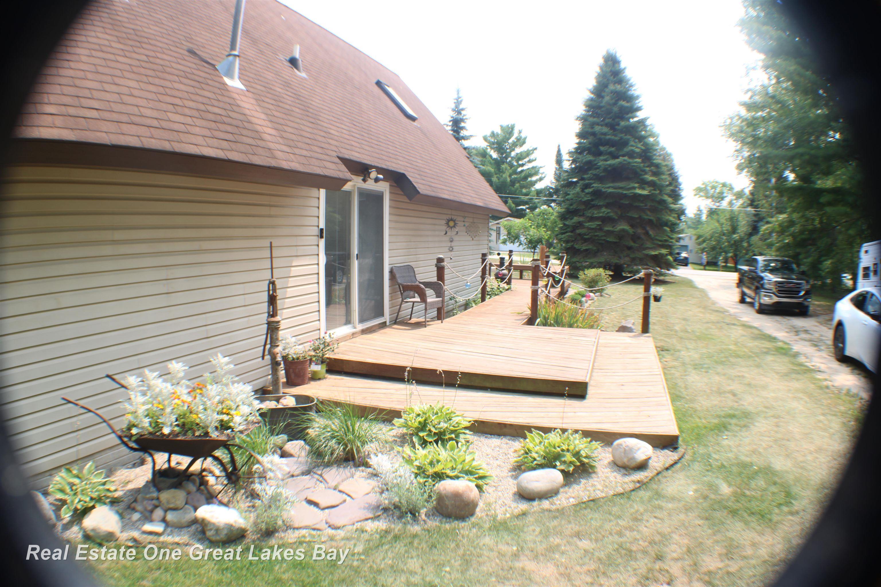 1911 N Ogemaw Trail Trail Property Photo 3