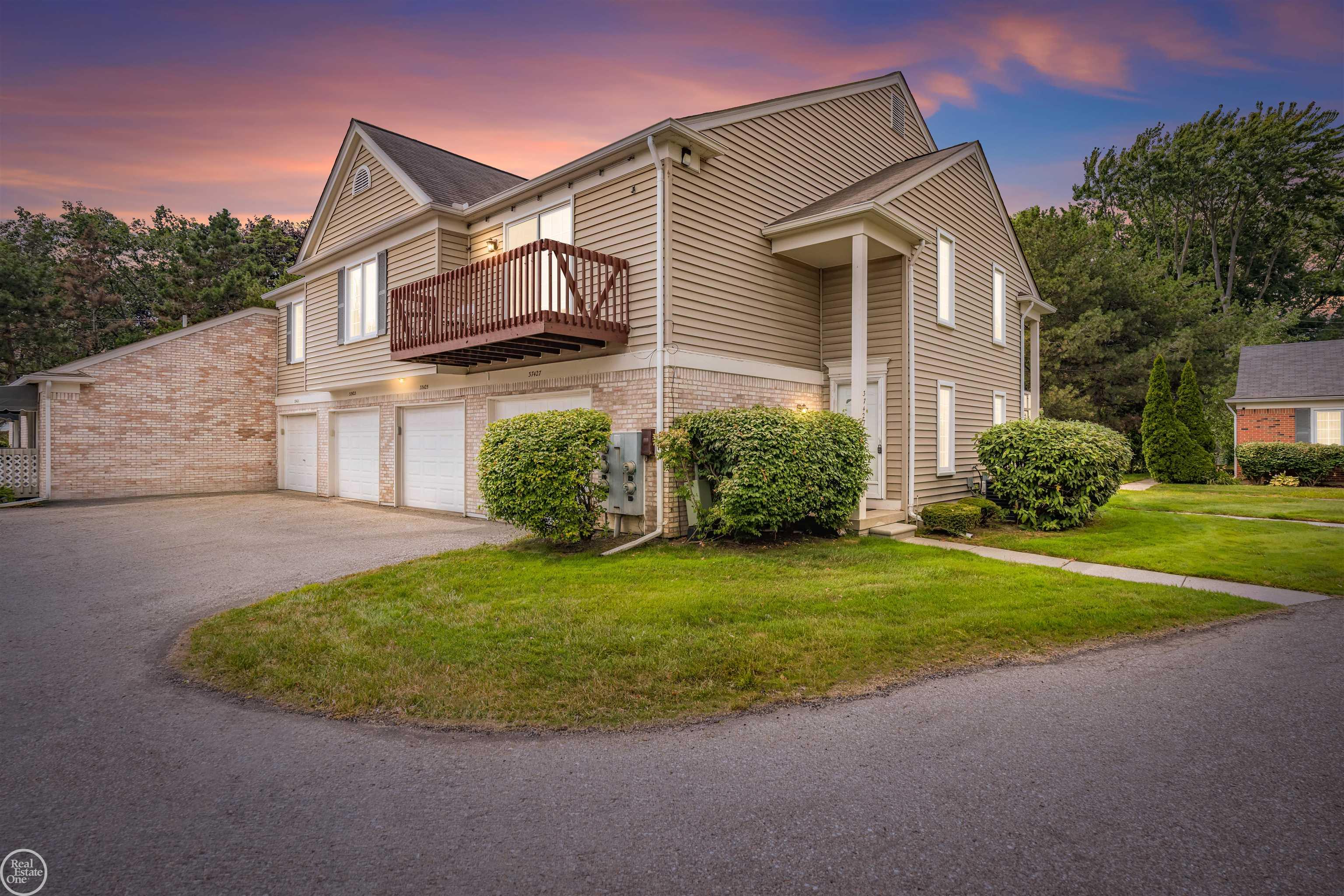 37427 Stonegate Circle Property Photo 1