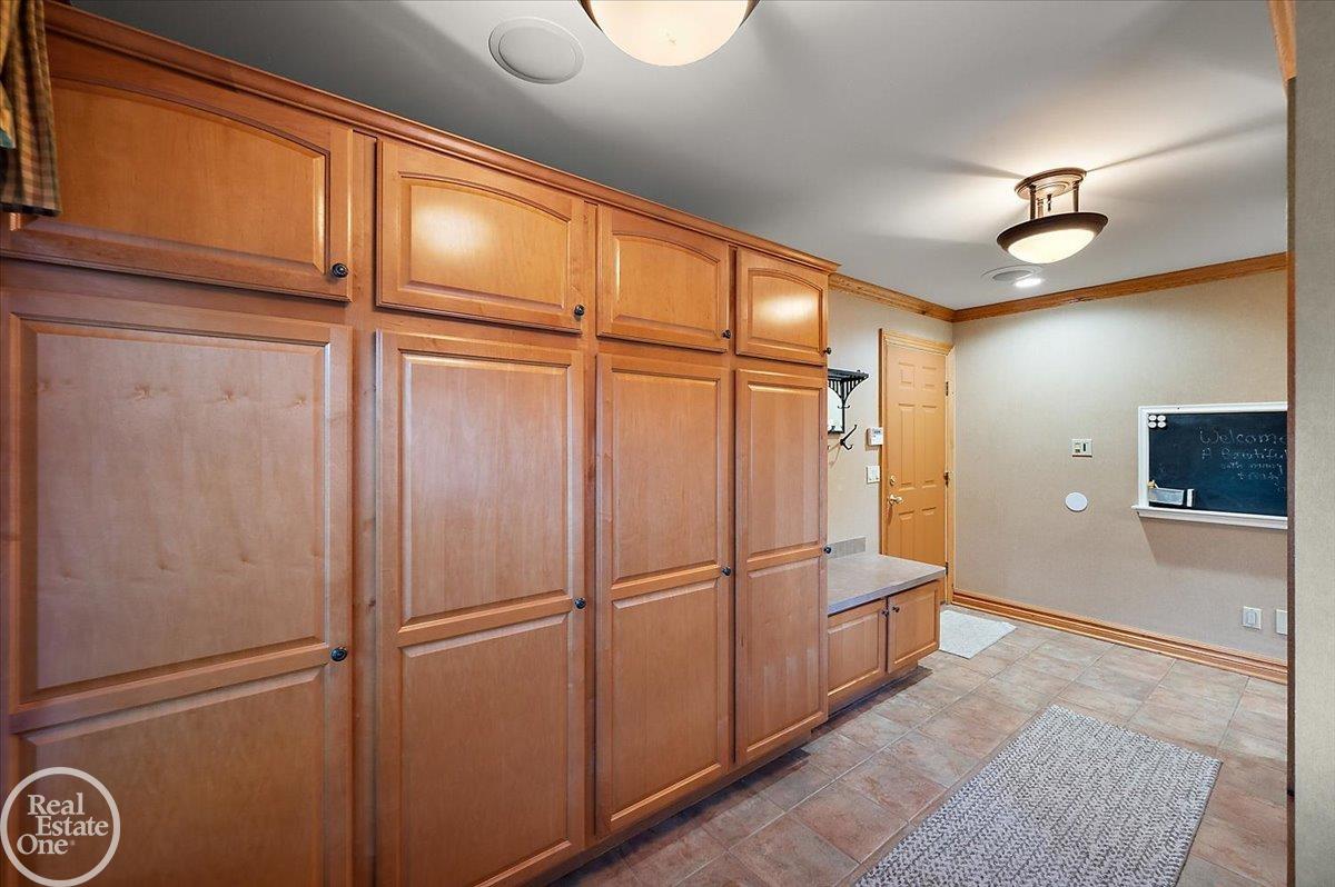 8849 Heatherwood Court Property Photo 49