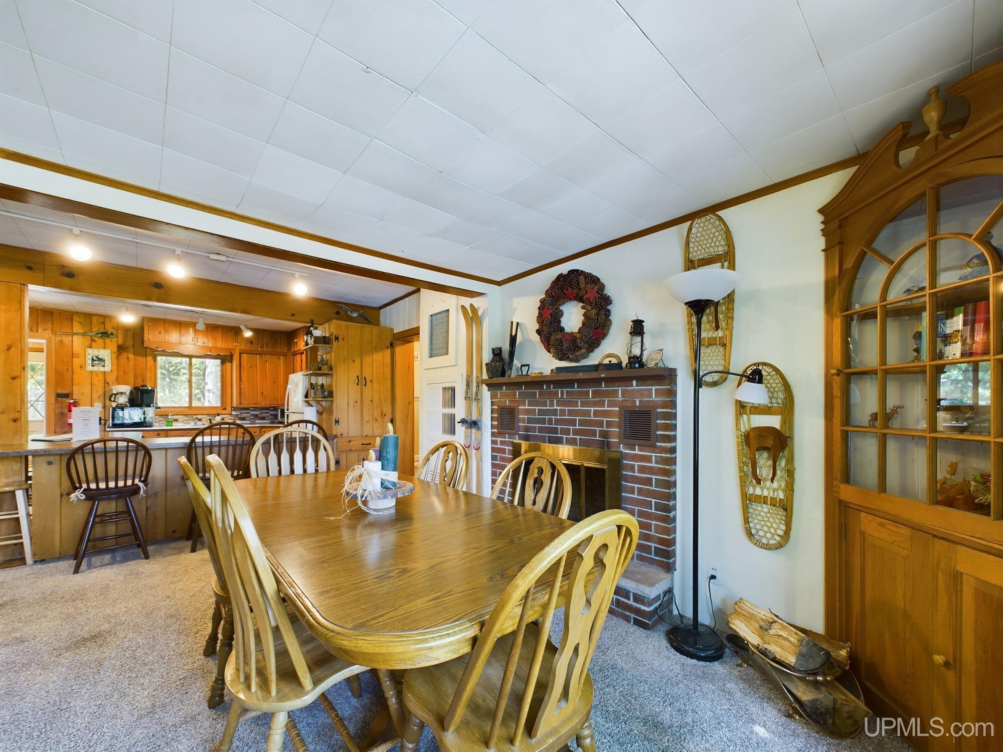 5441 Curtis Drive Property Photo 11