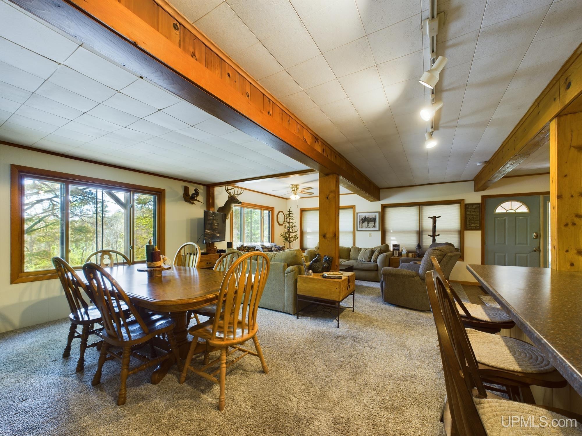 5441 Curtis Drive Property Photo 12